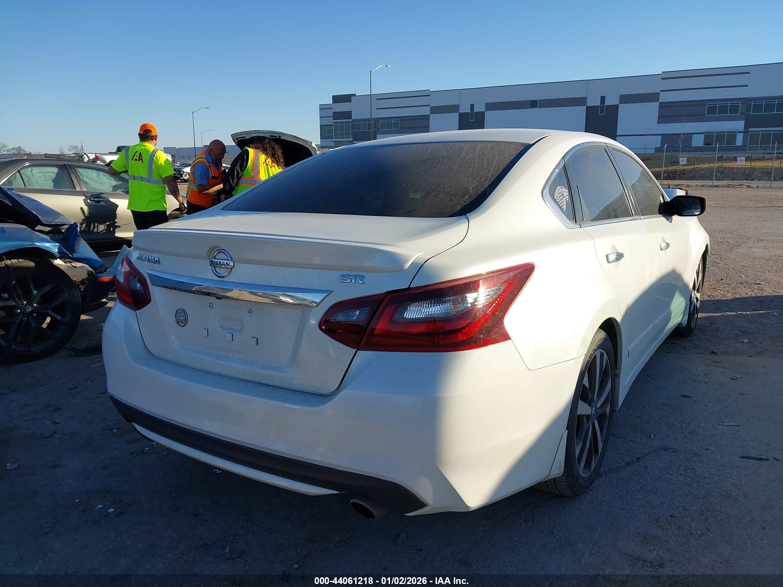 NISSAN ALTIMA image 4