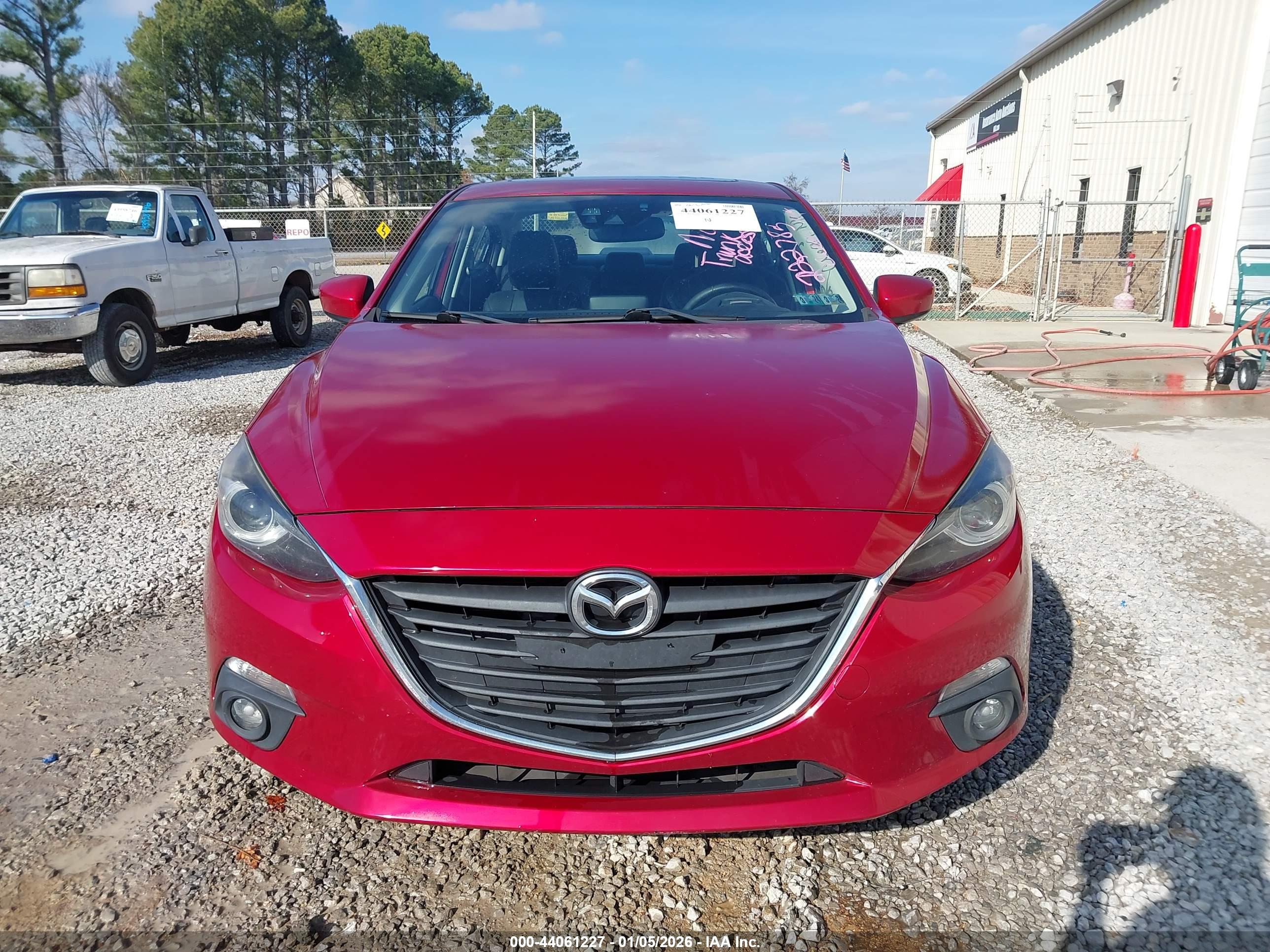 MAZDA MAZDA3 image 6