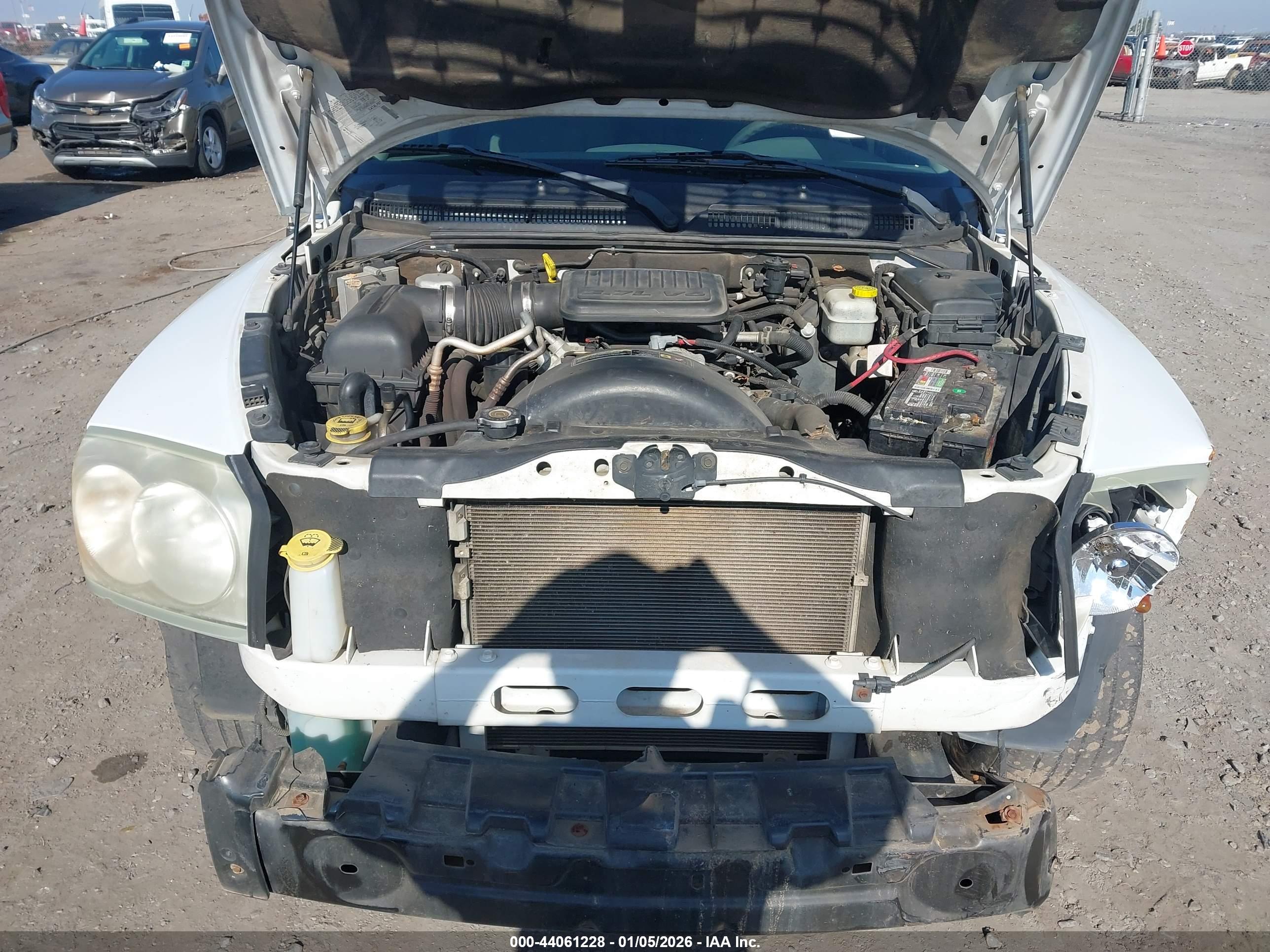DODGE DAKOTA image 10