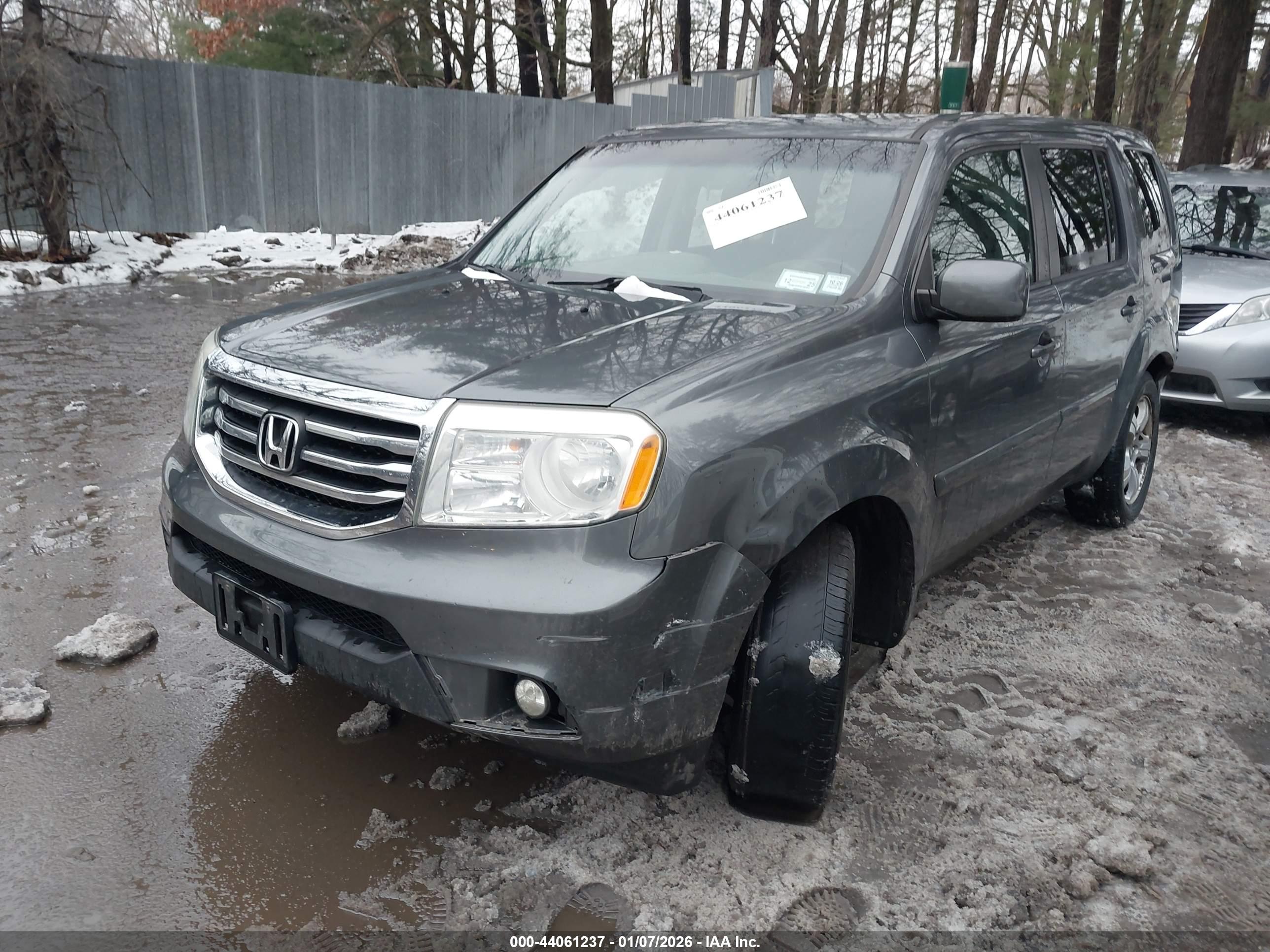 HONDA PILOT image 2