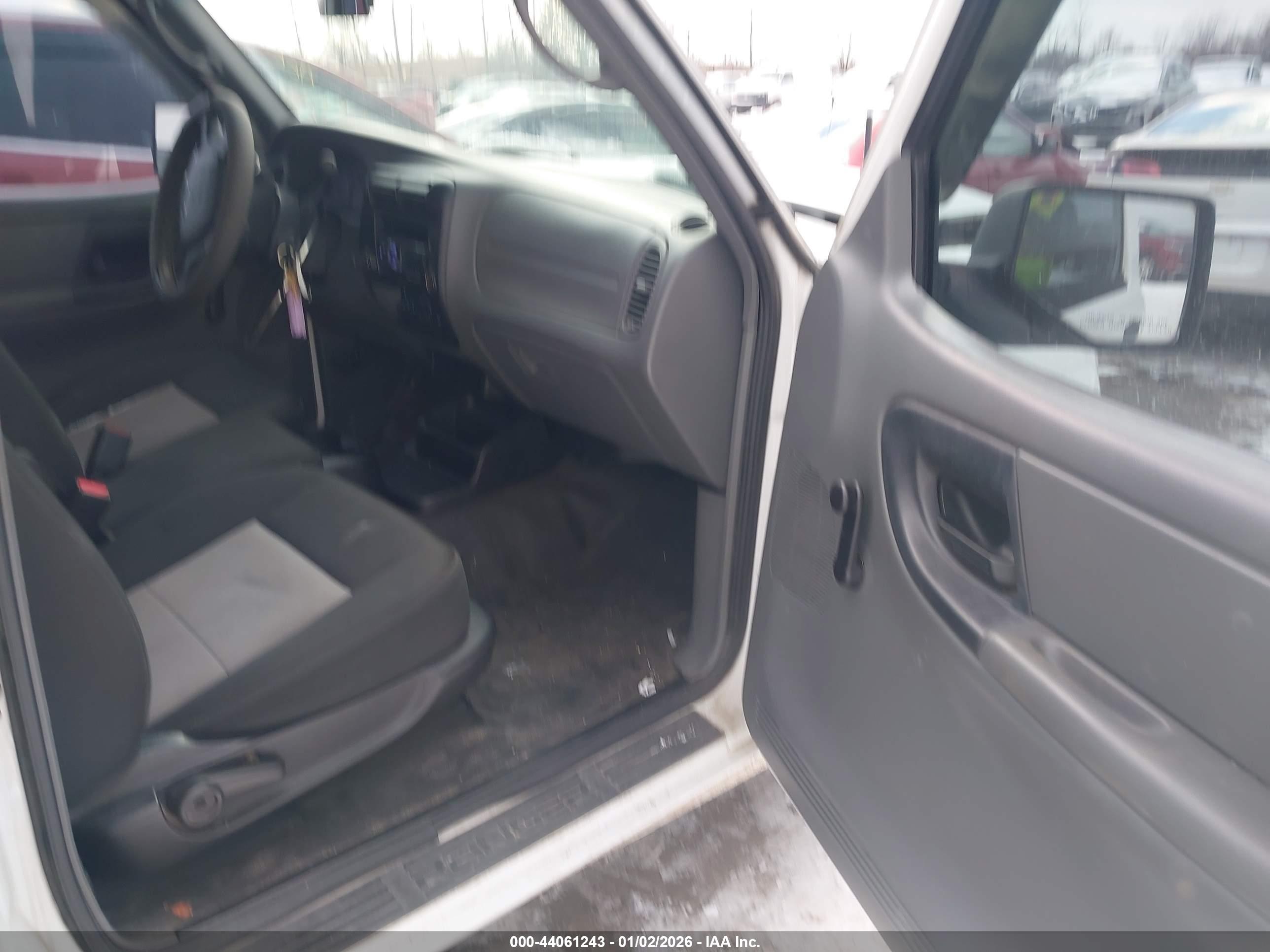 FORD RANGER image 5