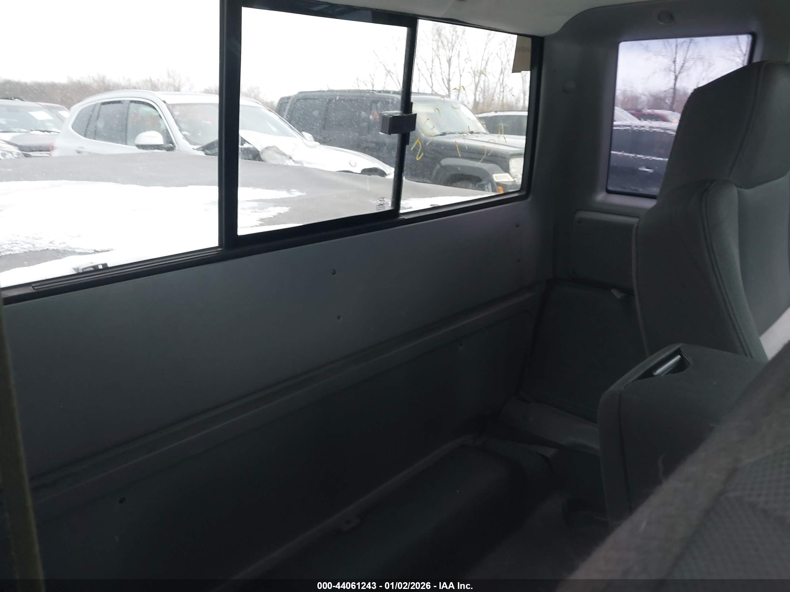 FORD RANGER image 8