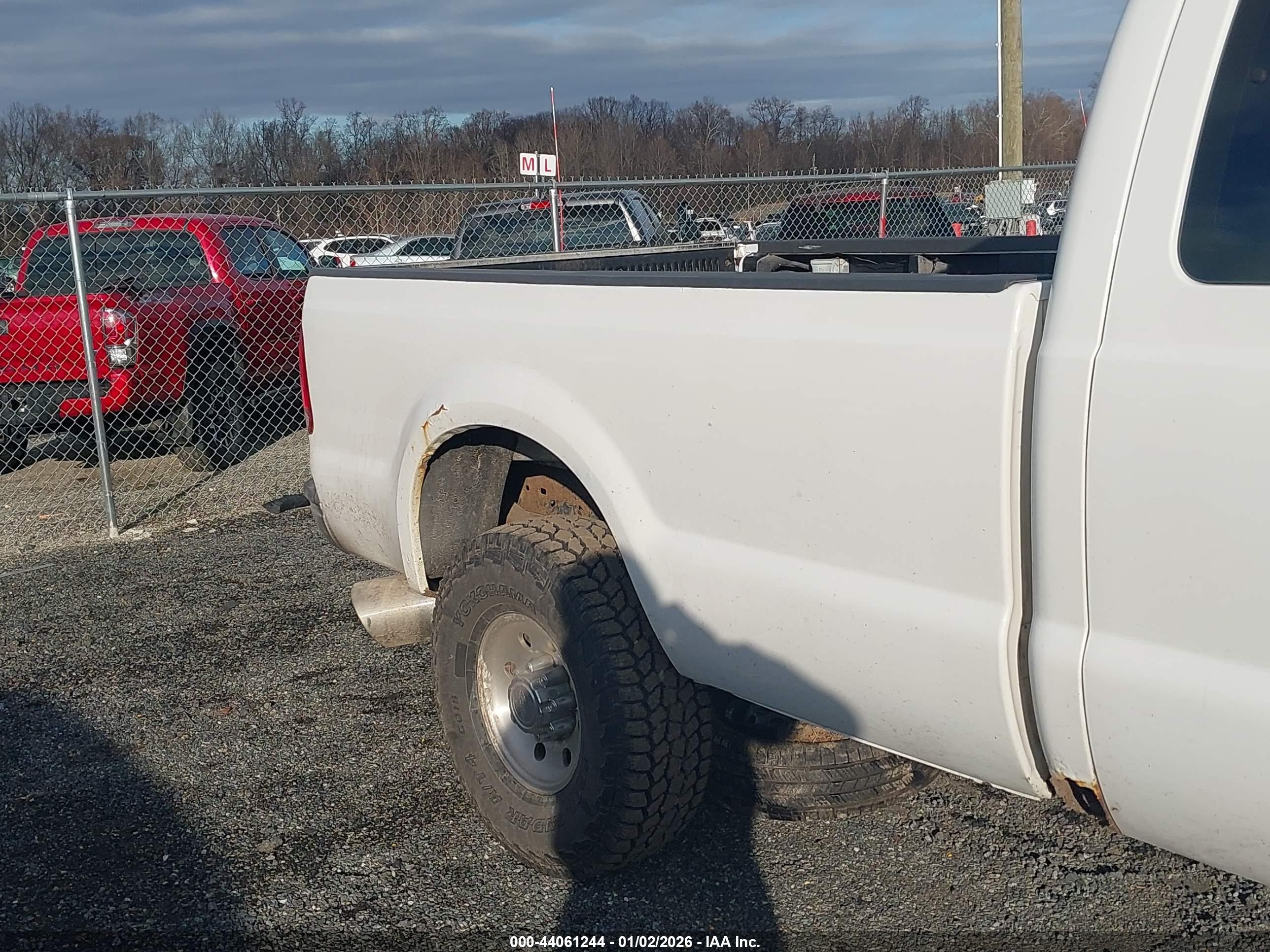 FORD F-250 image 6