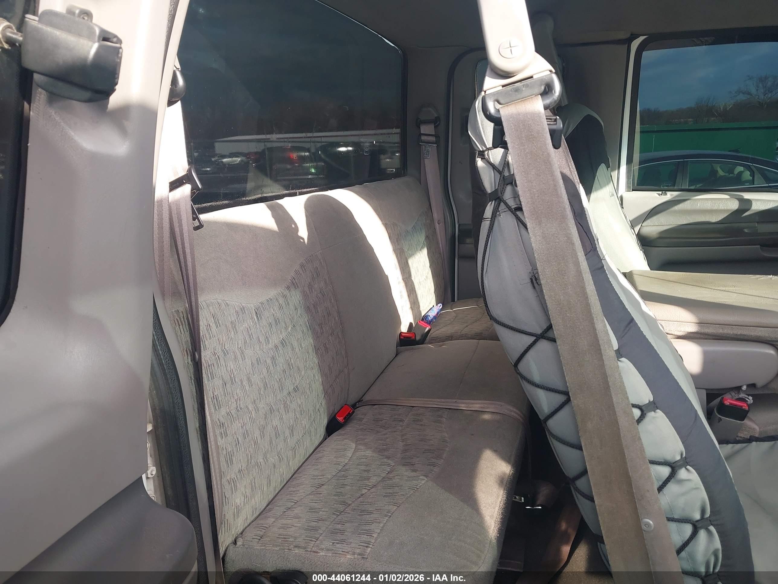 FORD F-250 image 8