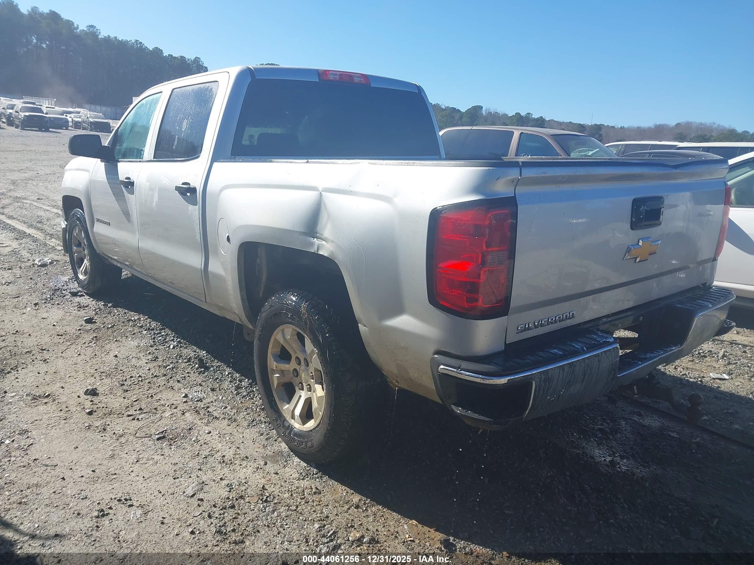 CHEVROLET SILVERADO image 3
