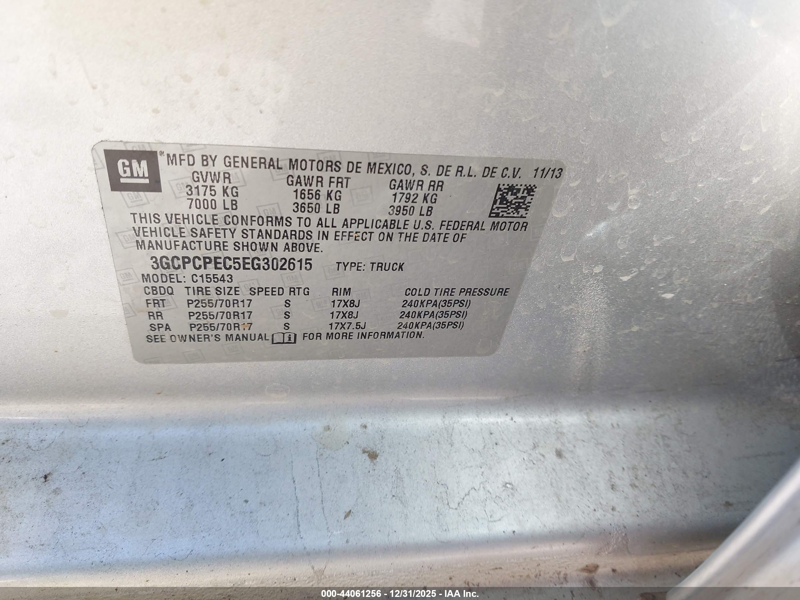 CHEVROLET SILVERADO image 9