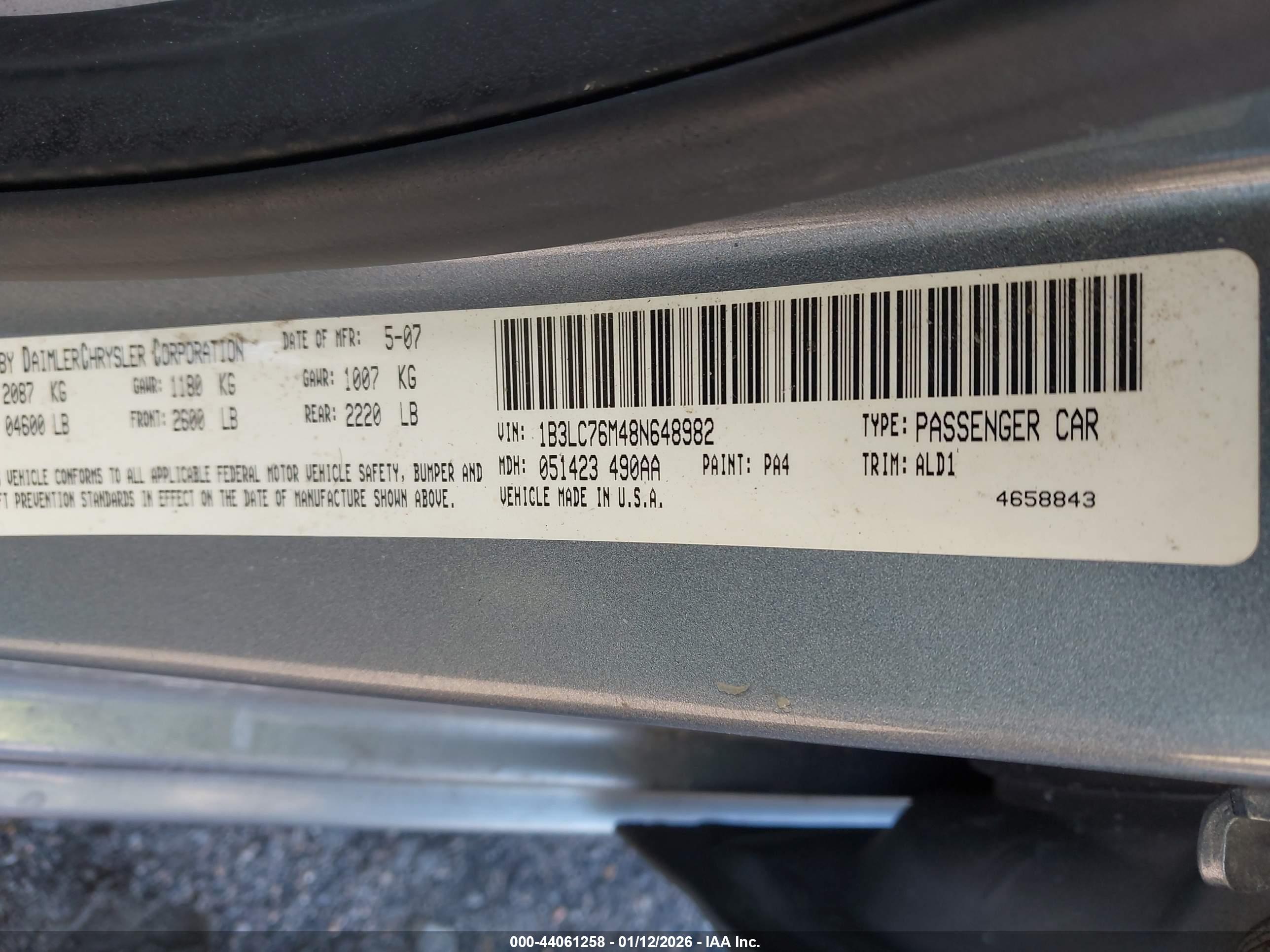 DODGE AVENGER image 9