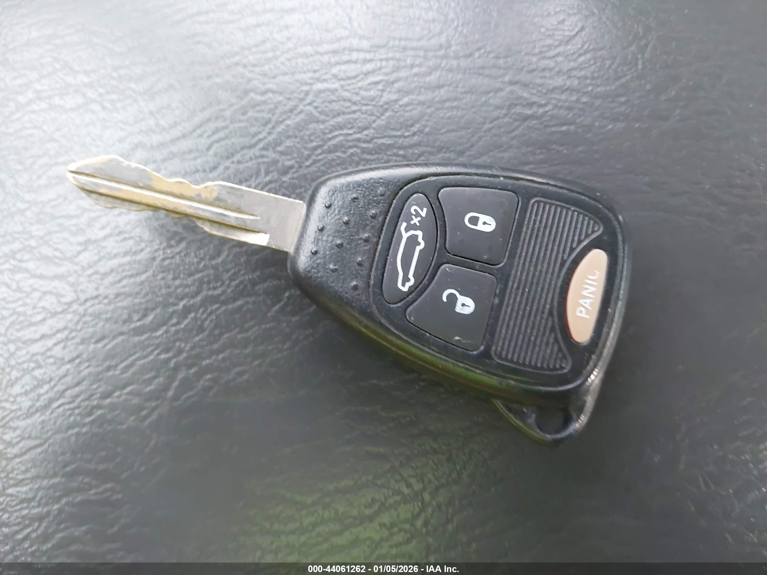 JEEP LIBERTY image 11