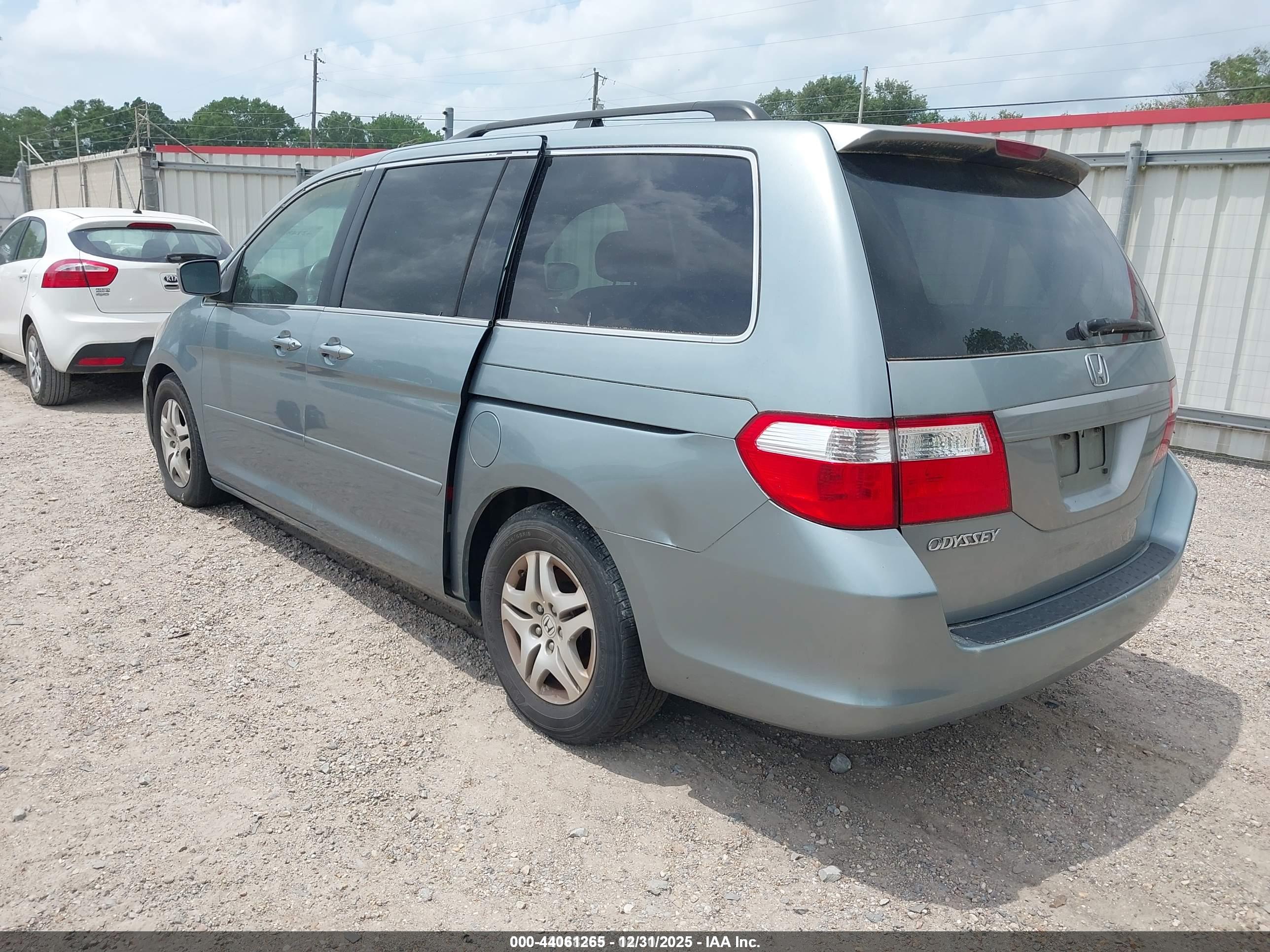 HONDA ODYSSEY image 3