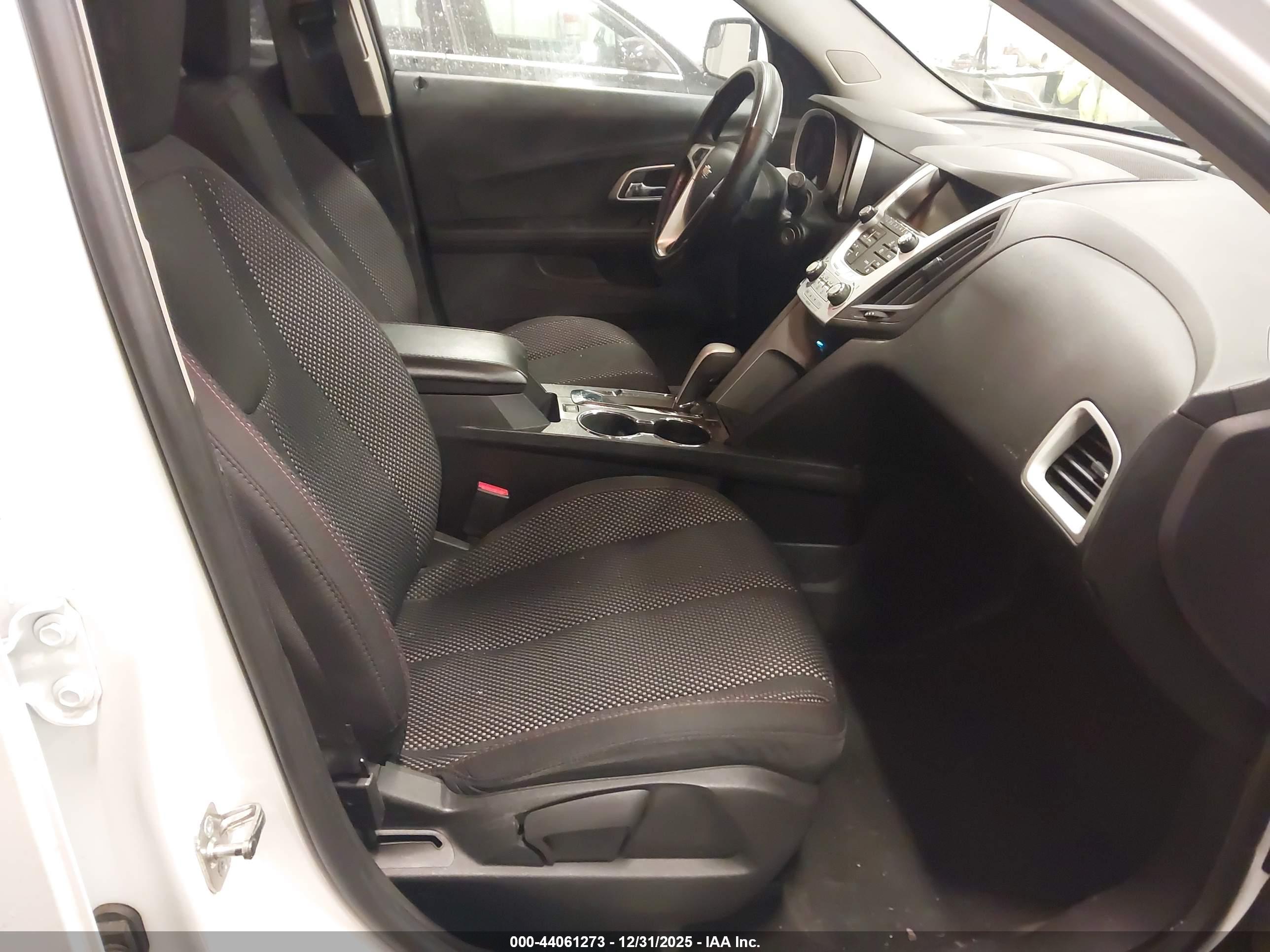 CHEVROLET EQUINOX image 5