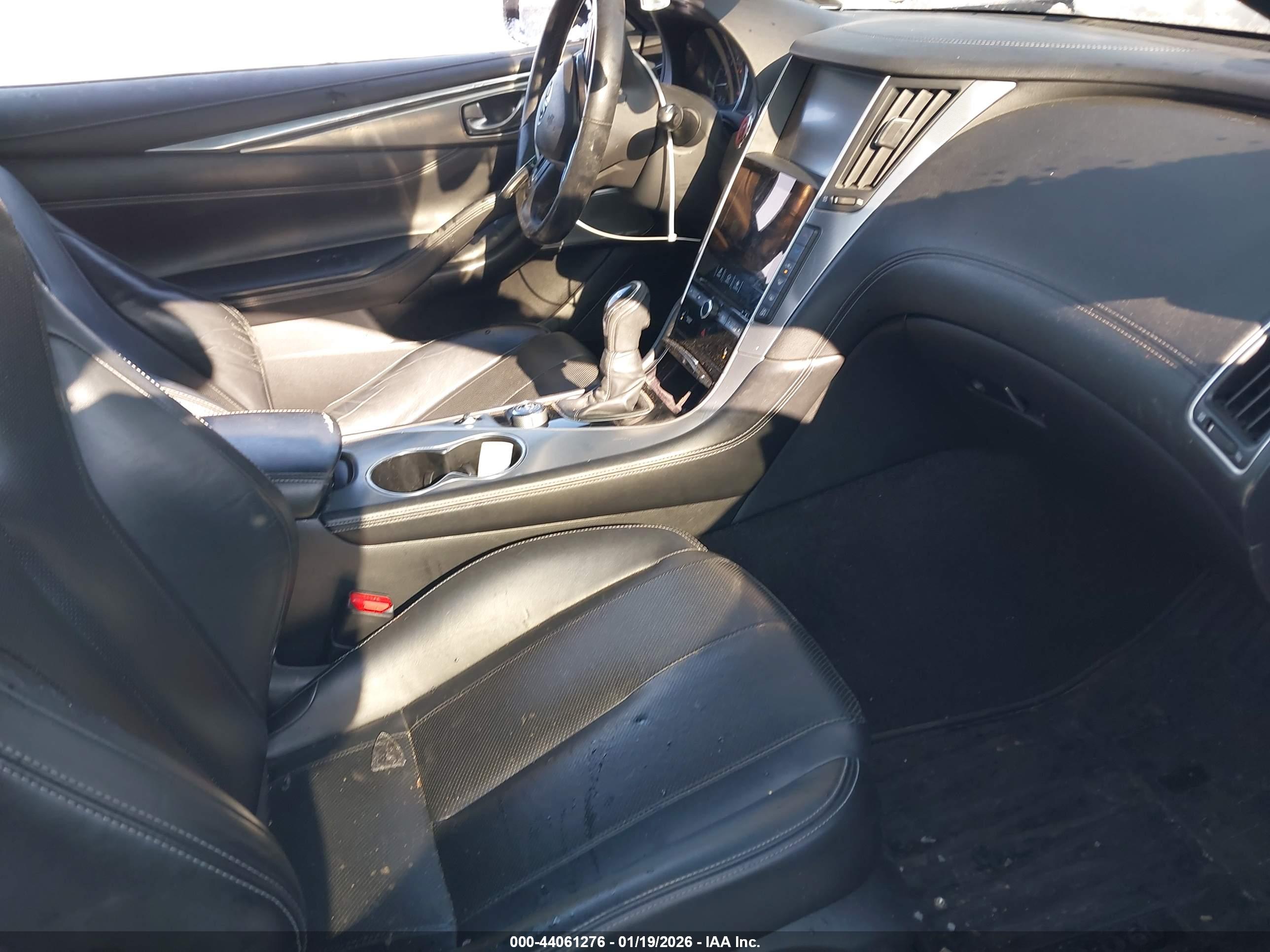 INFINITI Q60 image 5