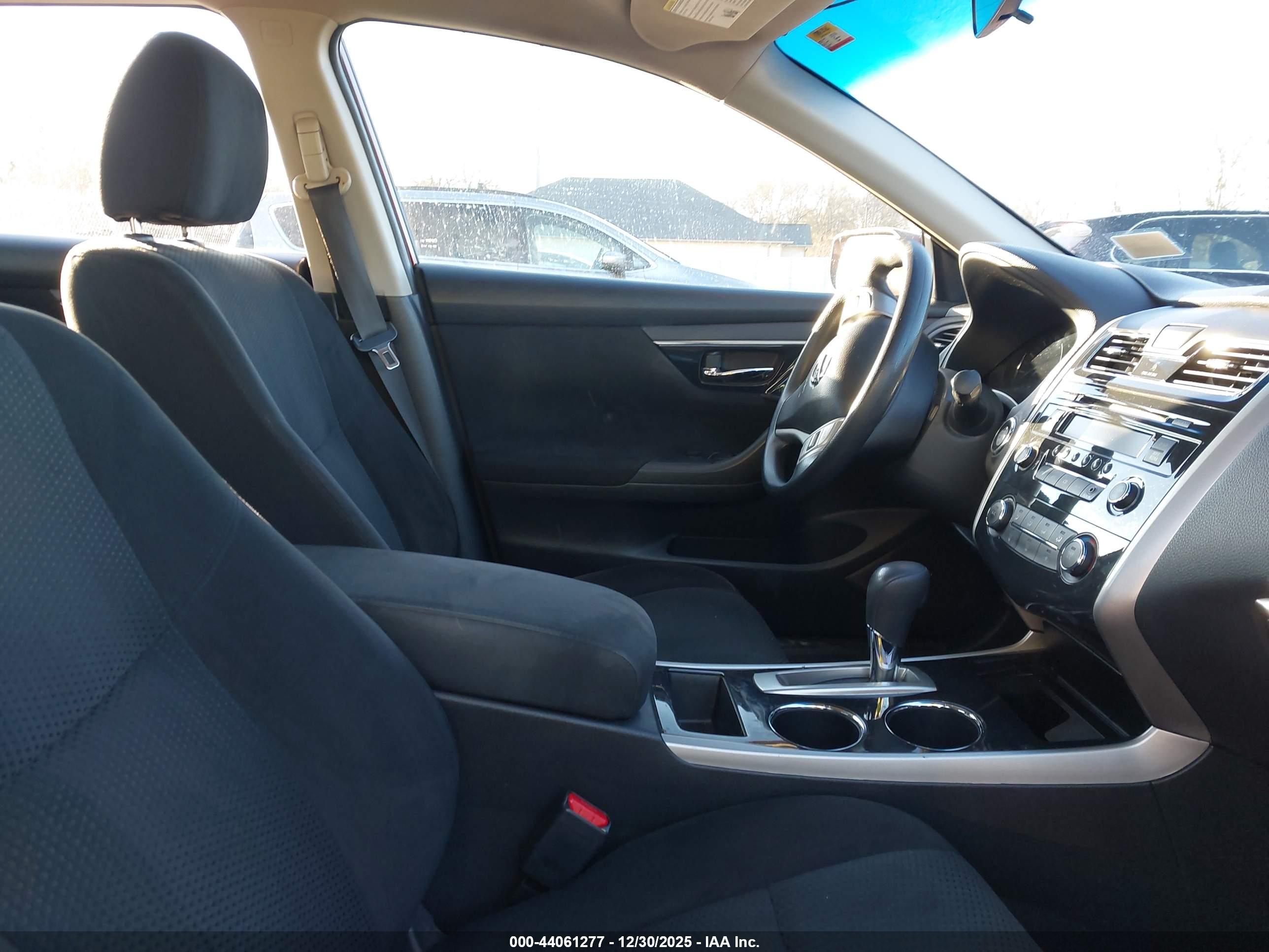 NISSAN ALTIMA image 5