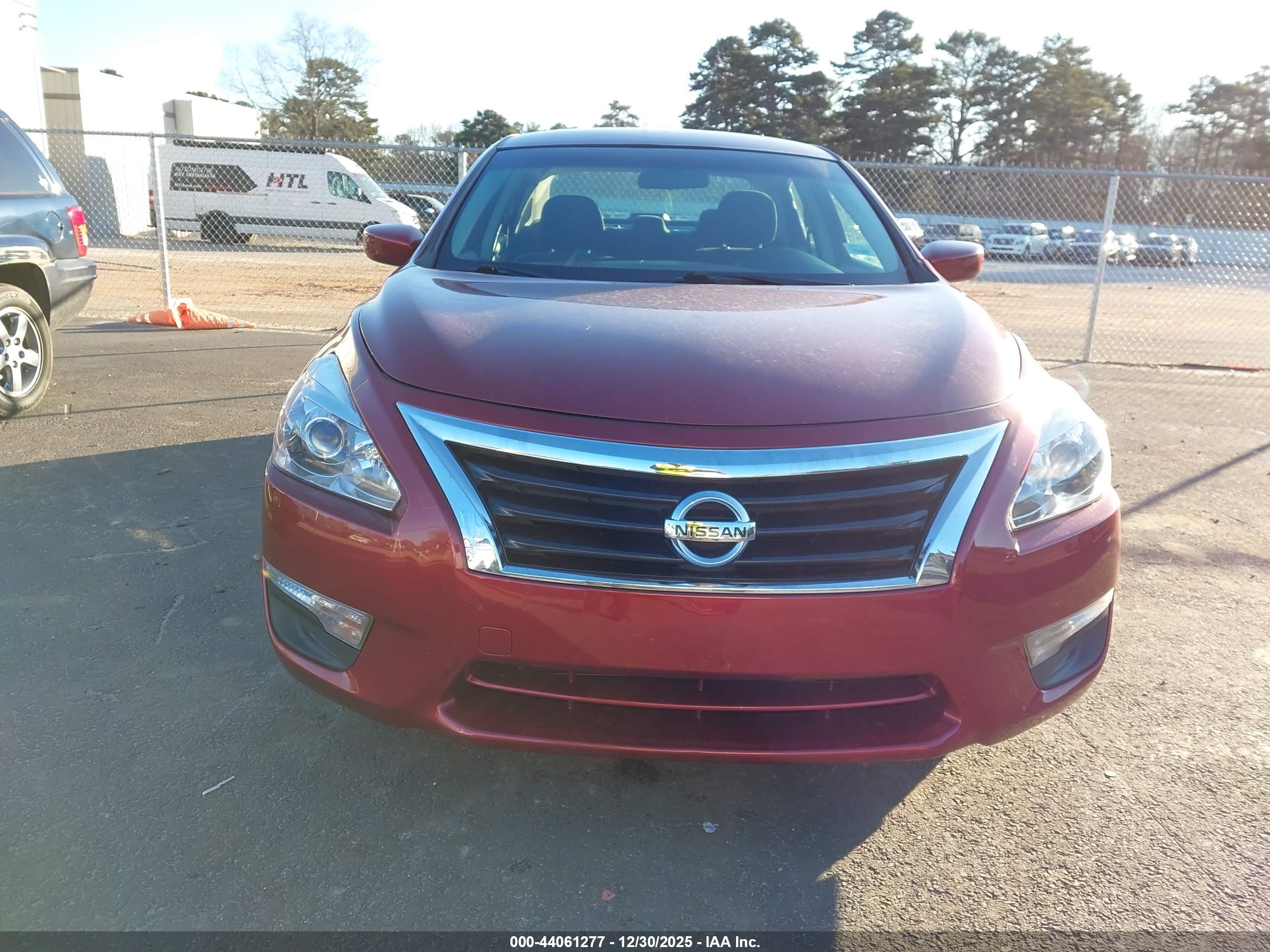 NISSAN ALTIMA image 6
