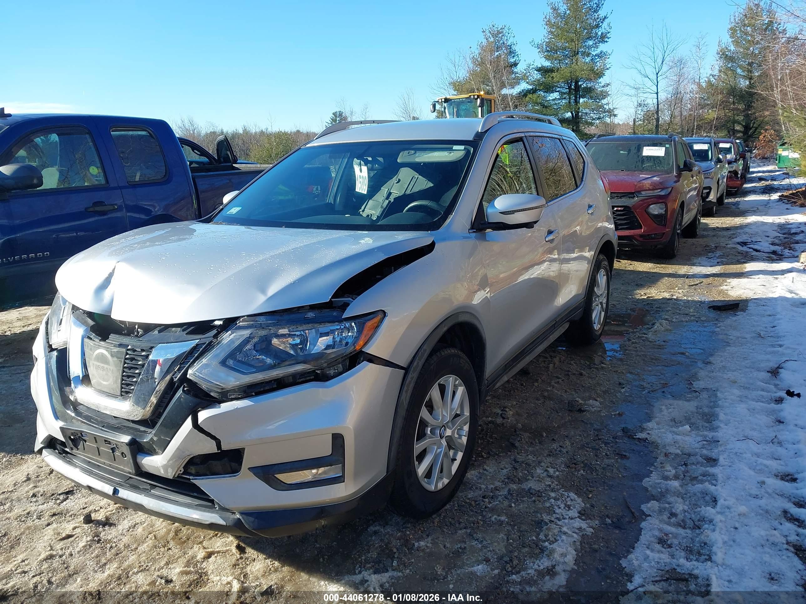 NISSAN ROGUE image 2