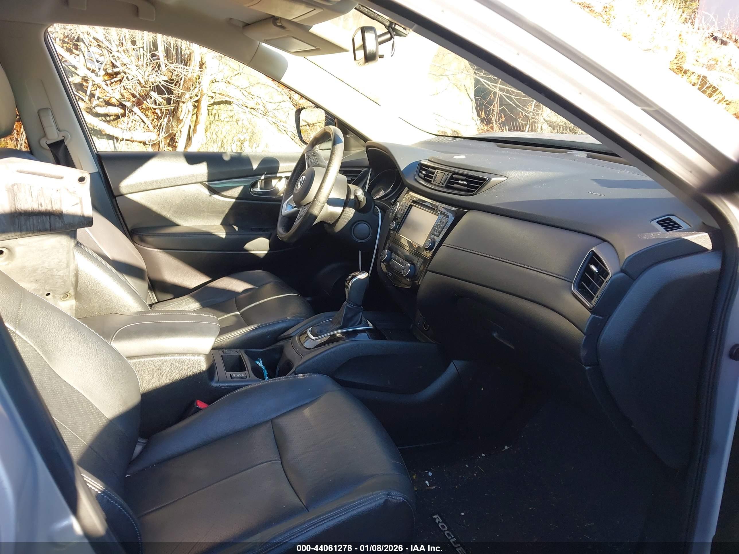 NISSAN ROGUE image 5