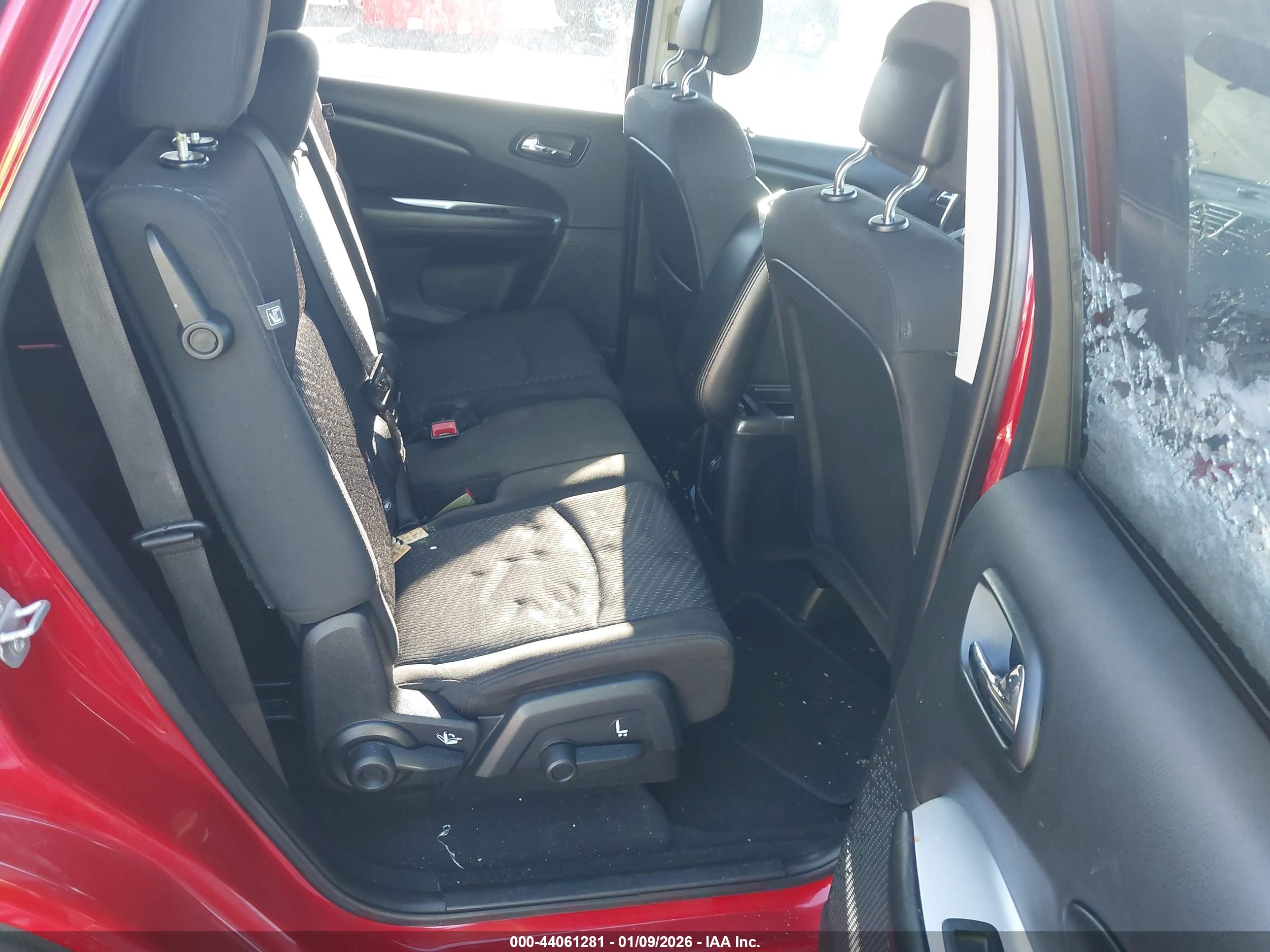 DODGE JOURNEY image 8