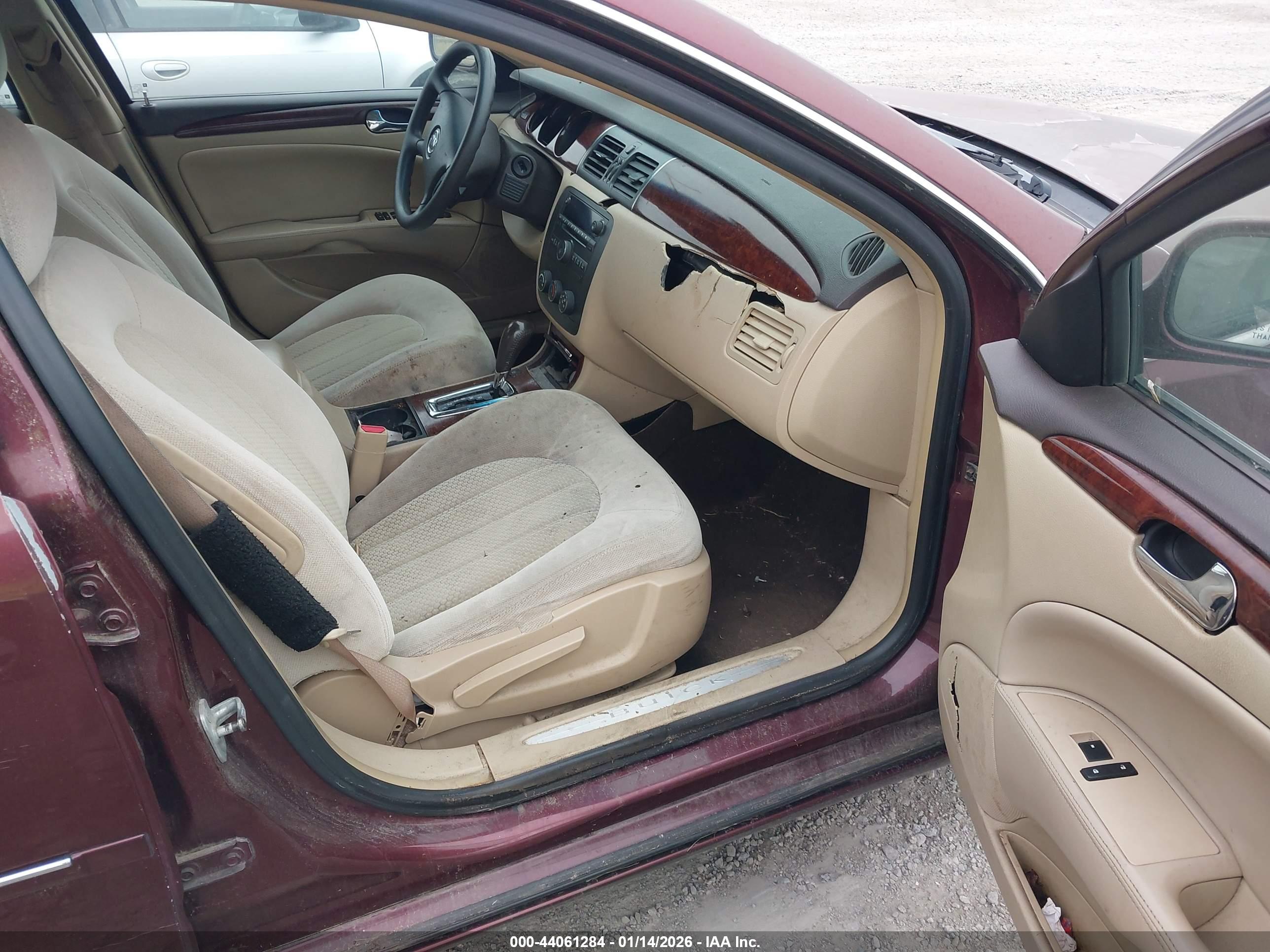 BUICK LUCERNE image 5