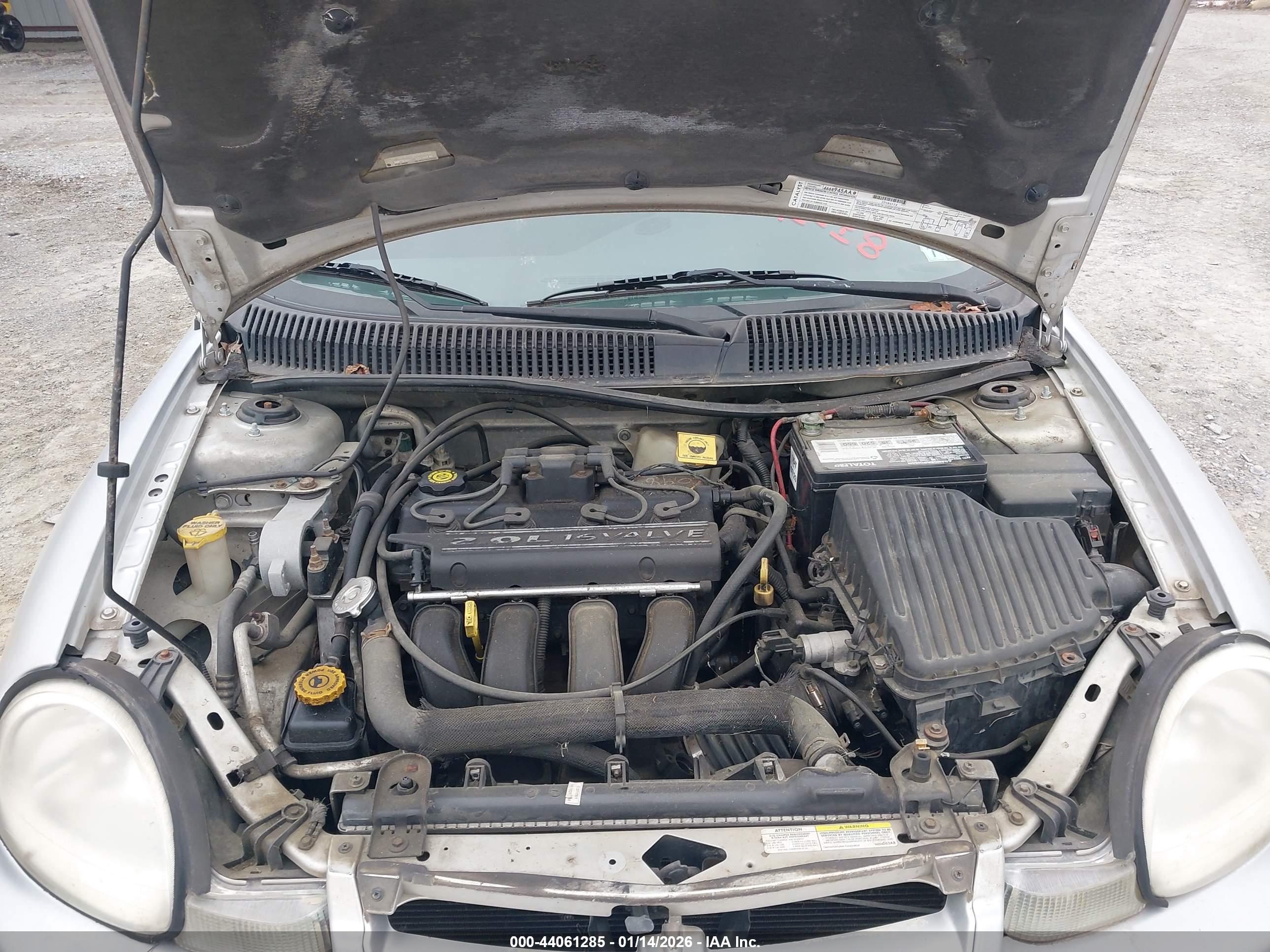 DODGE NEON image 10