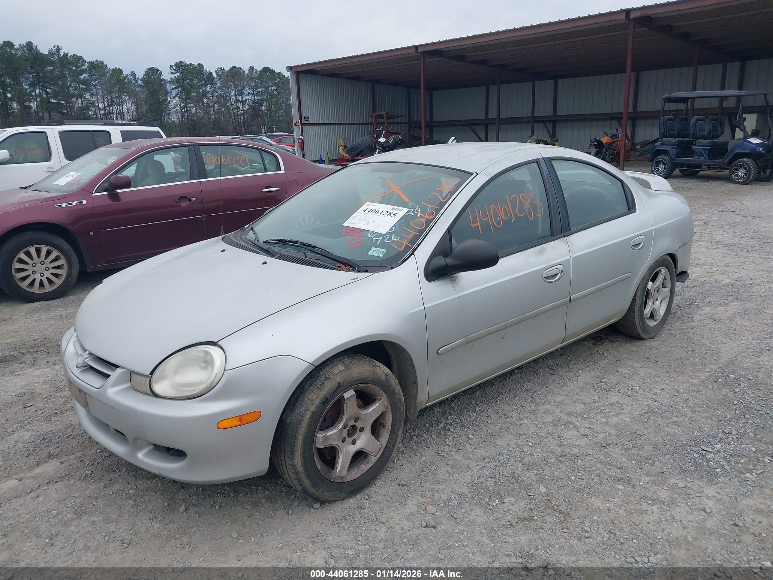 DODGE NEON image 2