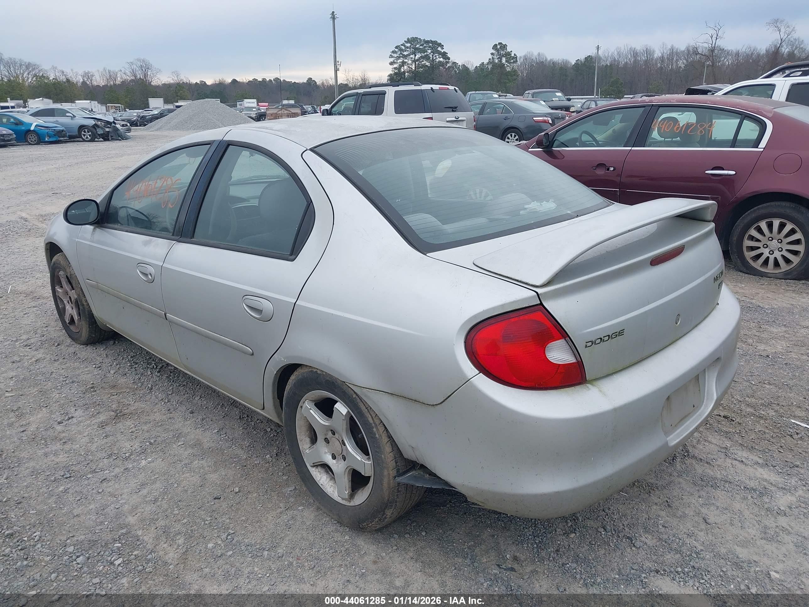DODGE NEON image 6