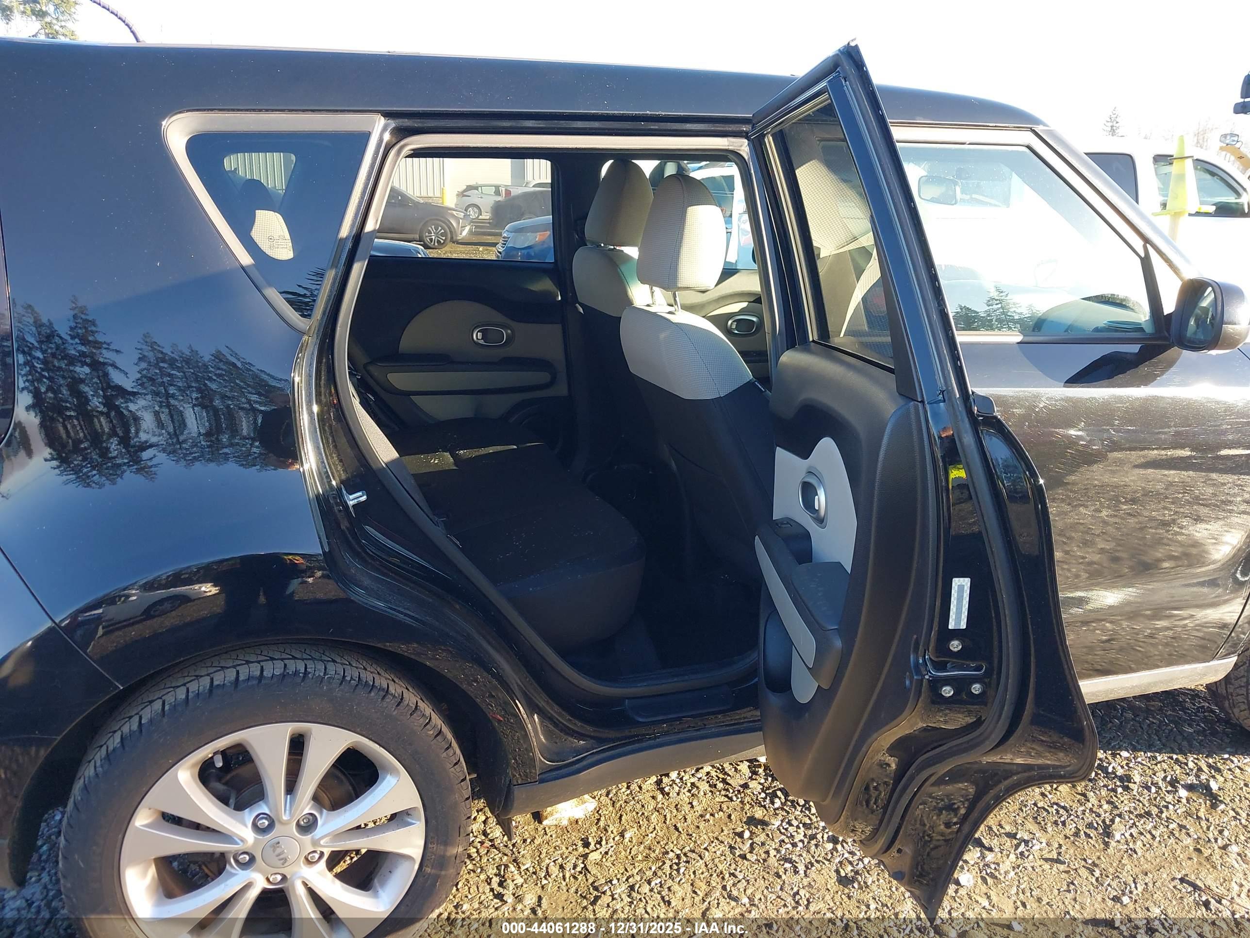KIA SOUL image 8