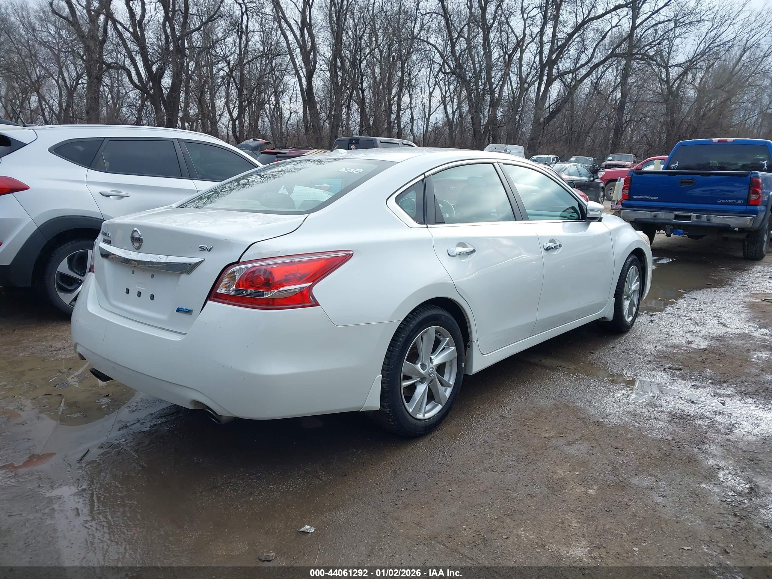 NISSAN ALTIMA image 4