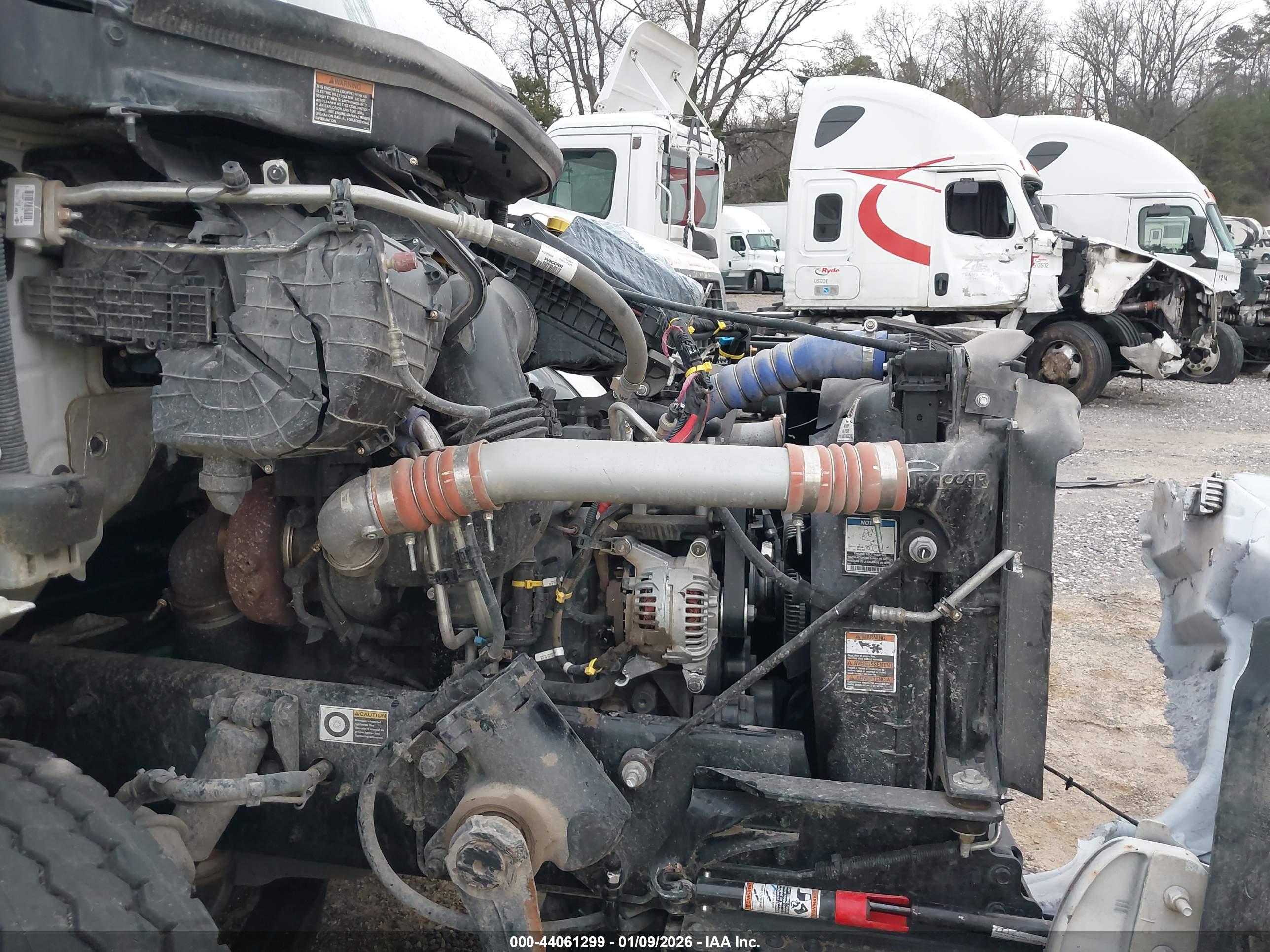 KENWORTH T480 image 10
