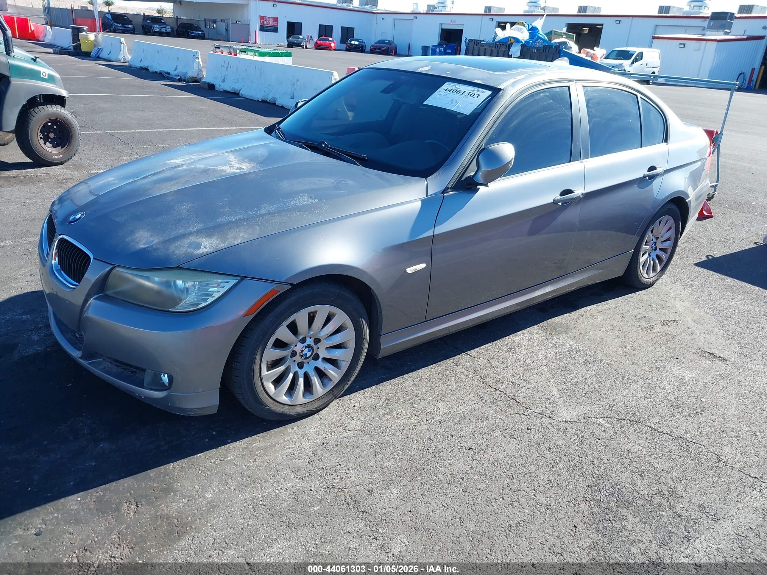 BMW 328I image 6