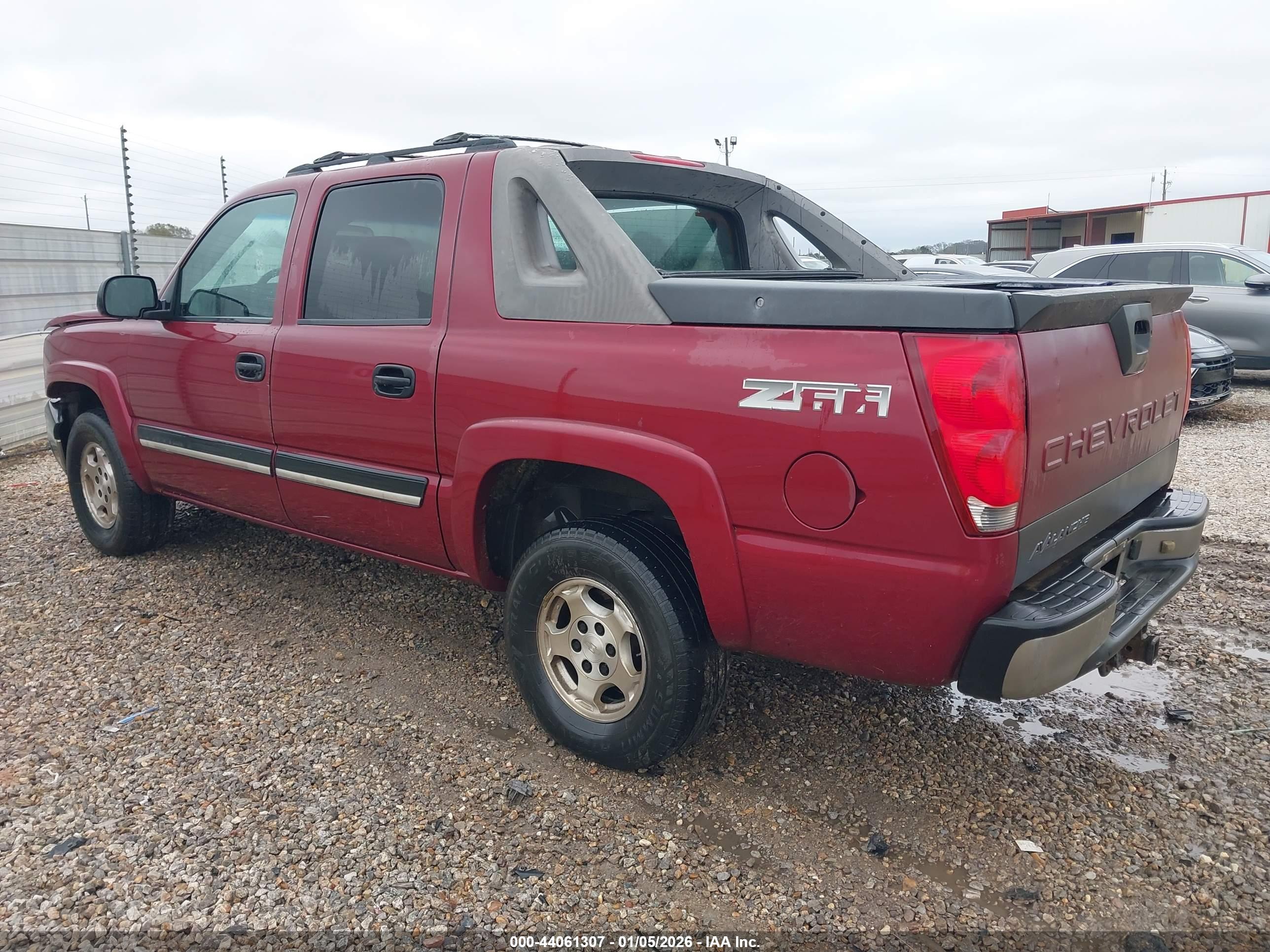 CHEVROLET AVALANCHE image 3