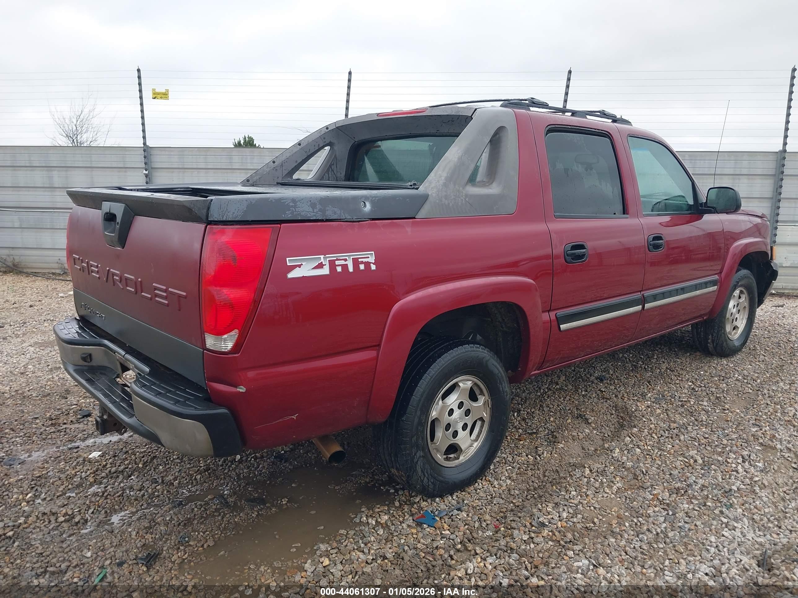 CHEVROLET AVALANCHE image 4