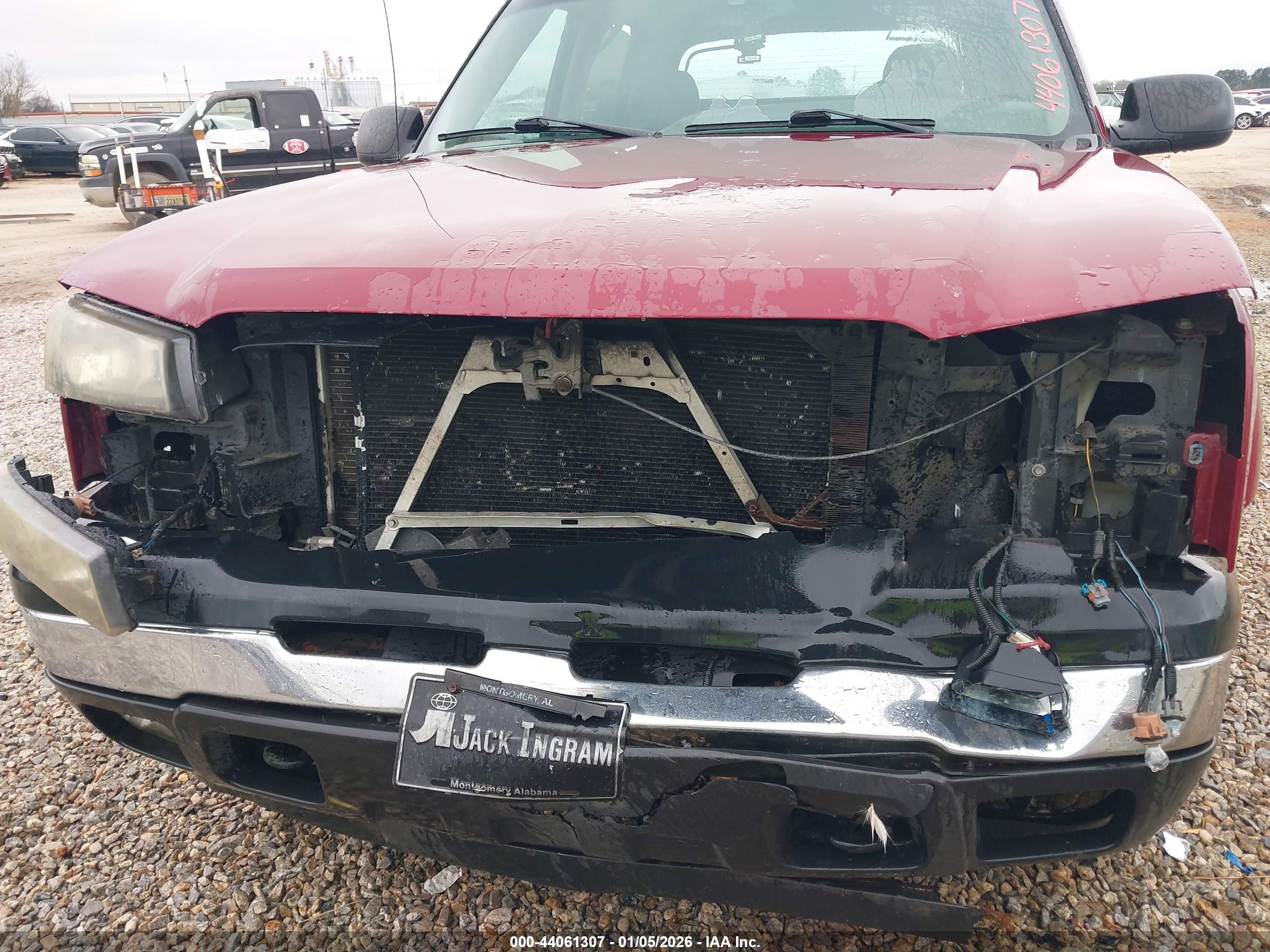 CHEVROLET AVALANCHE image 6