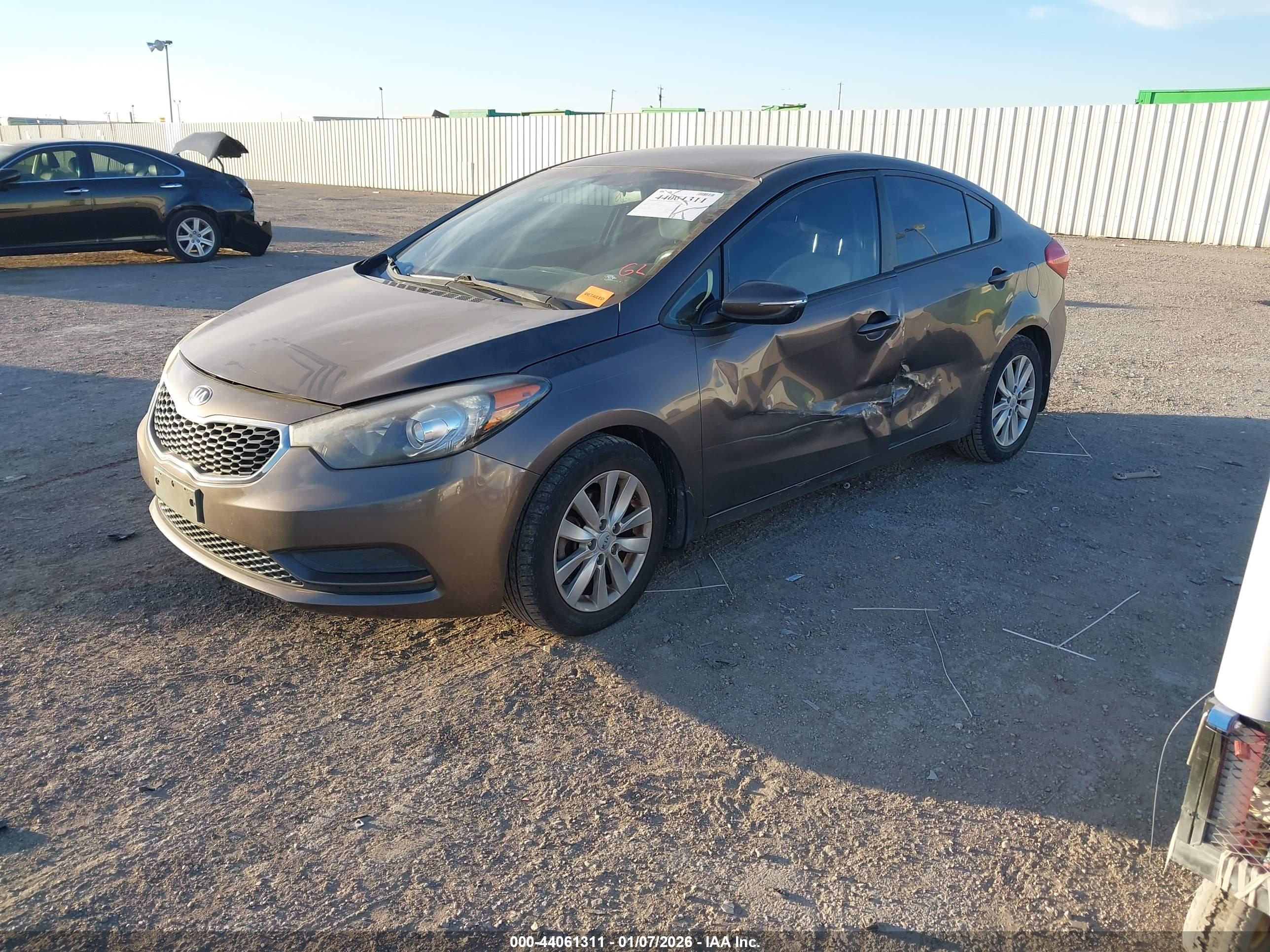 KIA FORTE image 2