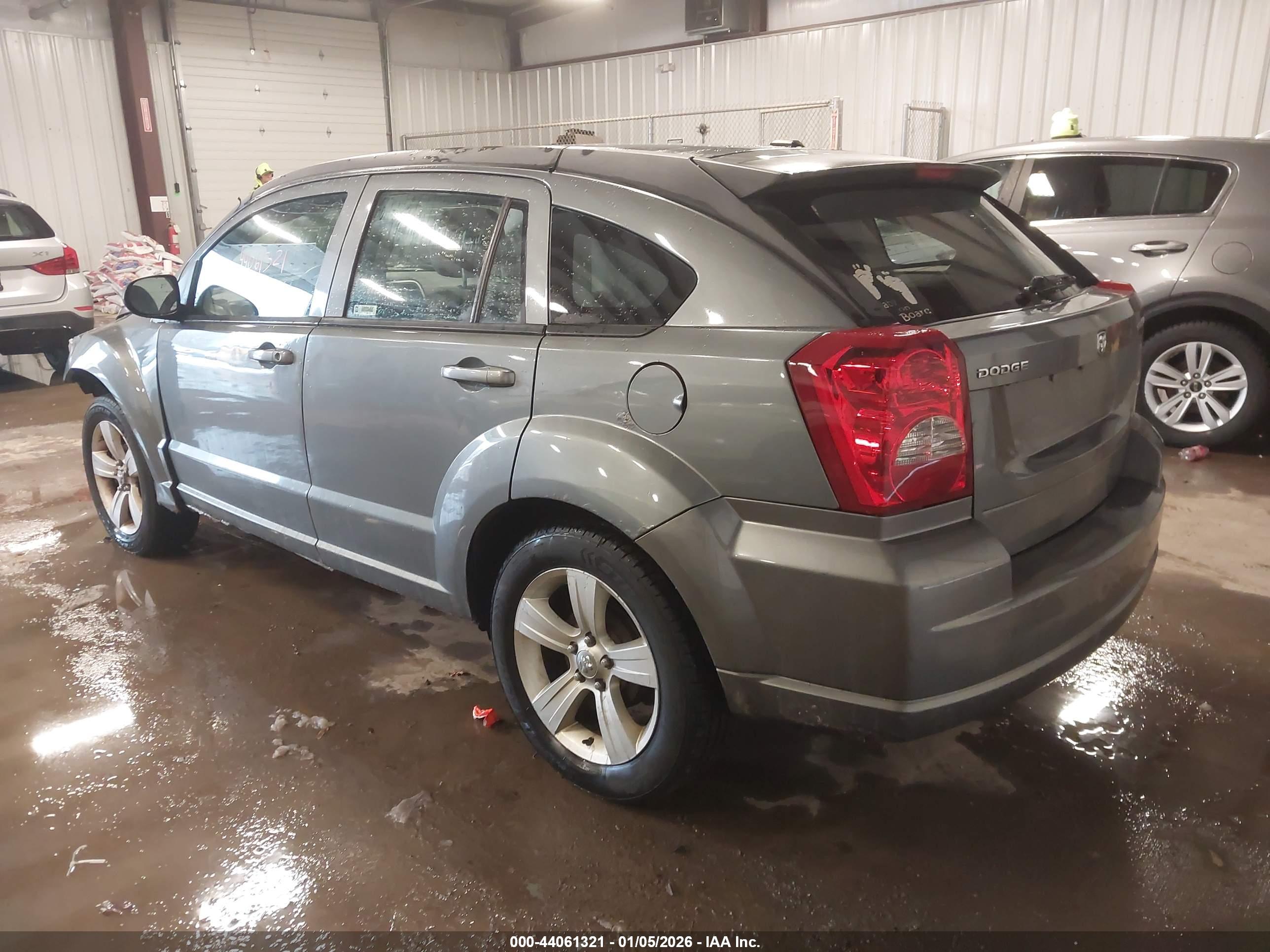 DODGE CALIBER image 3