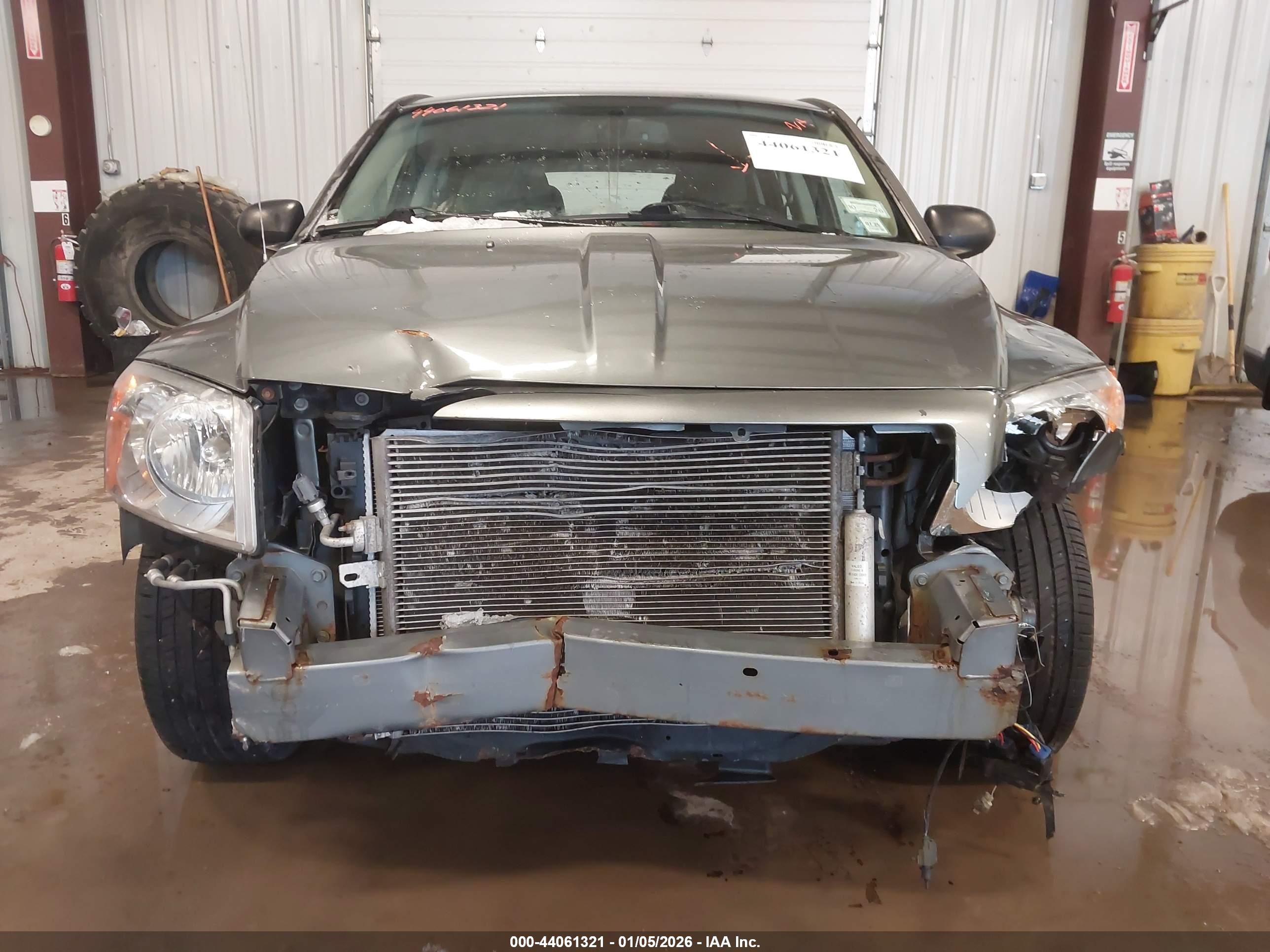 DODGE CALIBER image 6