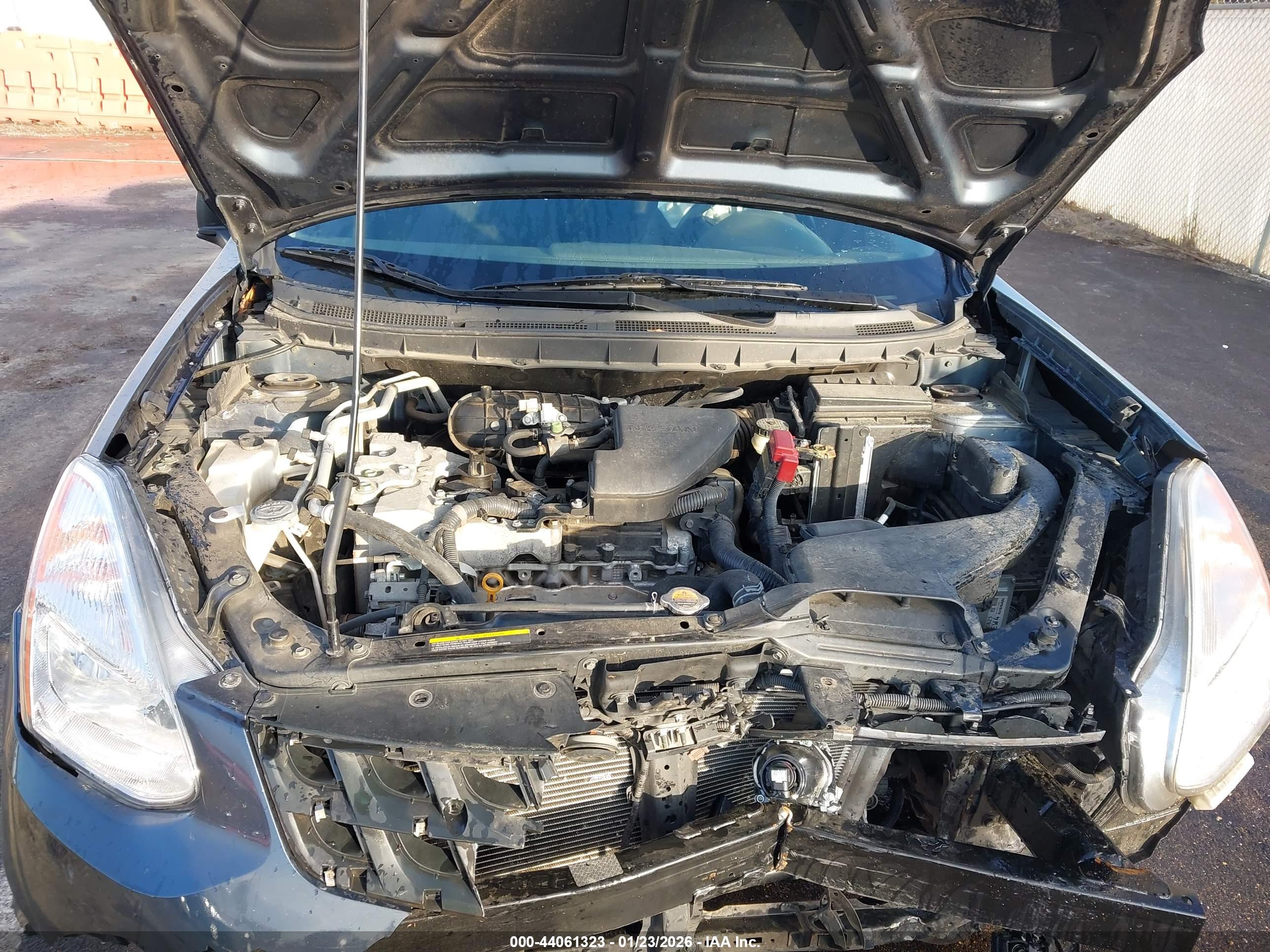 NISSAN ROGUE image 10