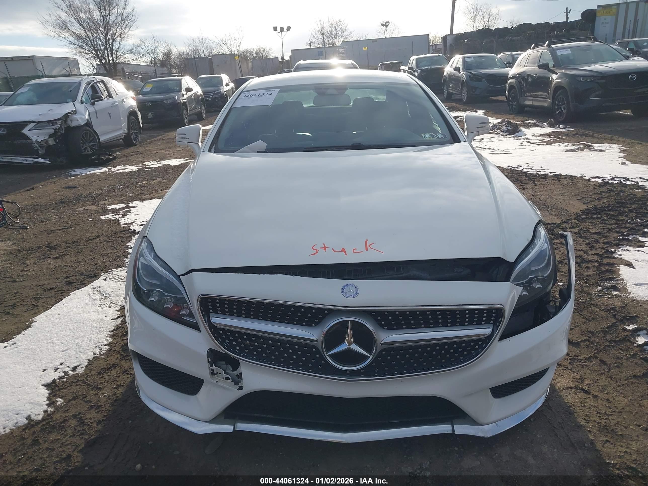 MERCEDES-BENZ CLS image 10