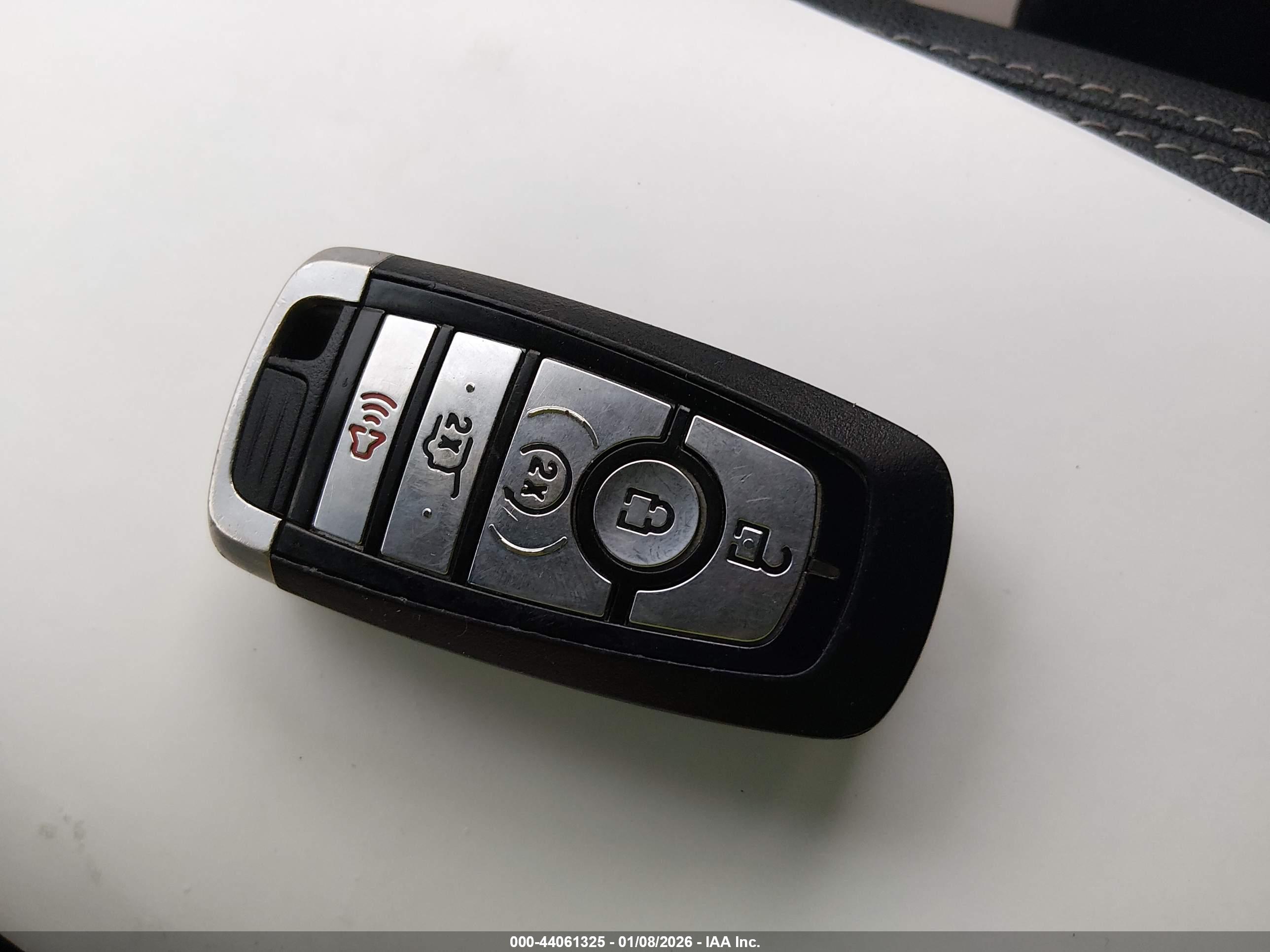 FORD ESCAPE image 11
