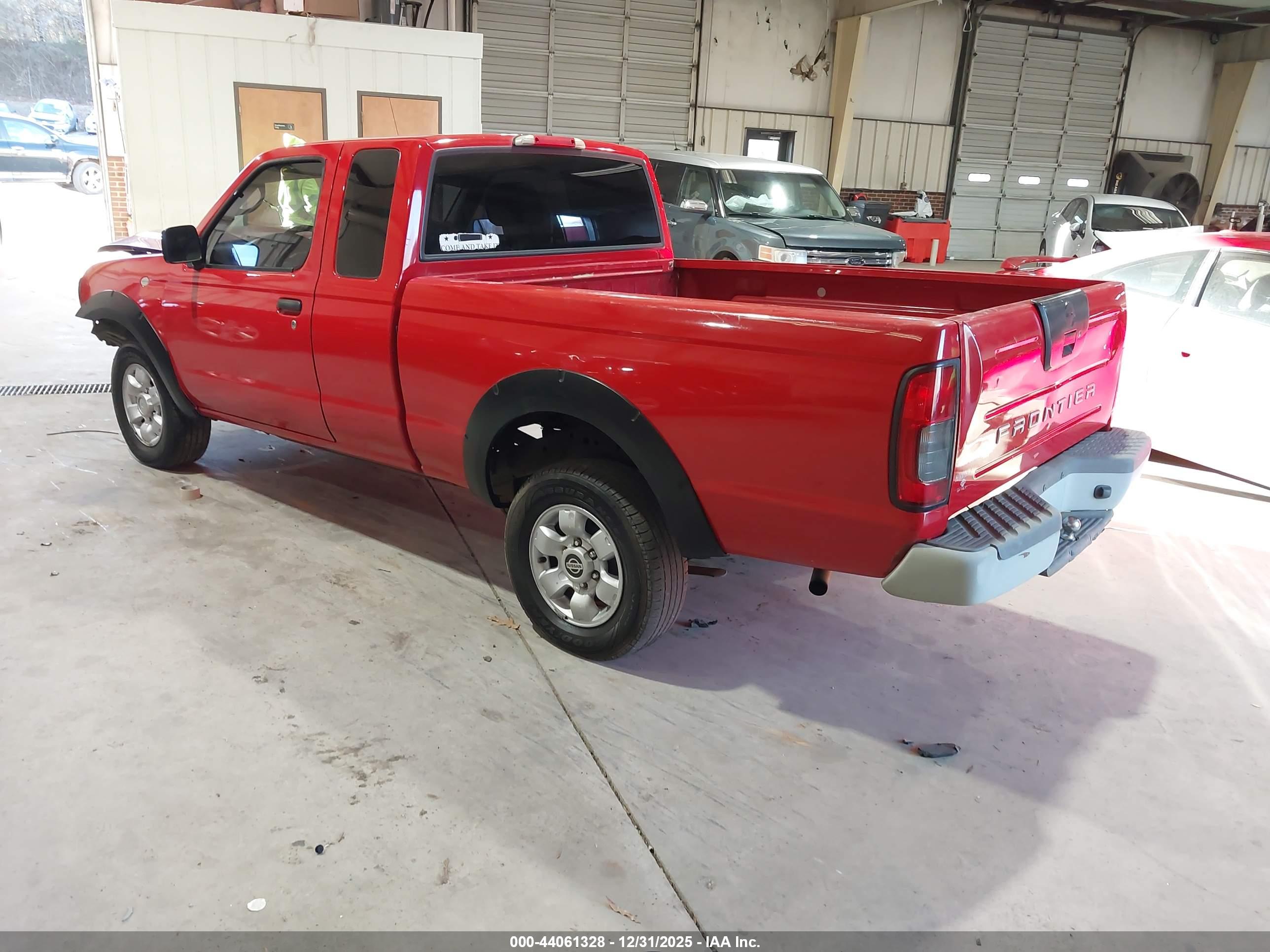 NISSAN FRONTIER image 3