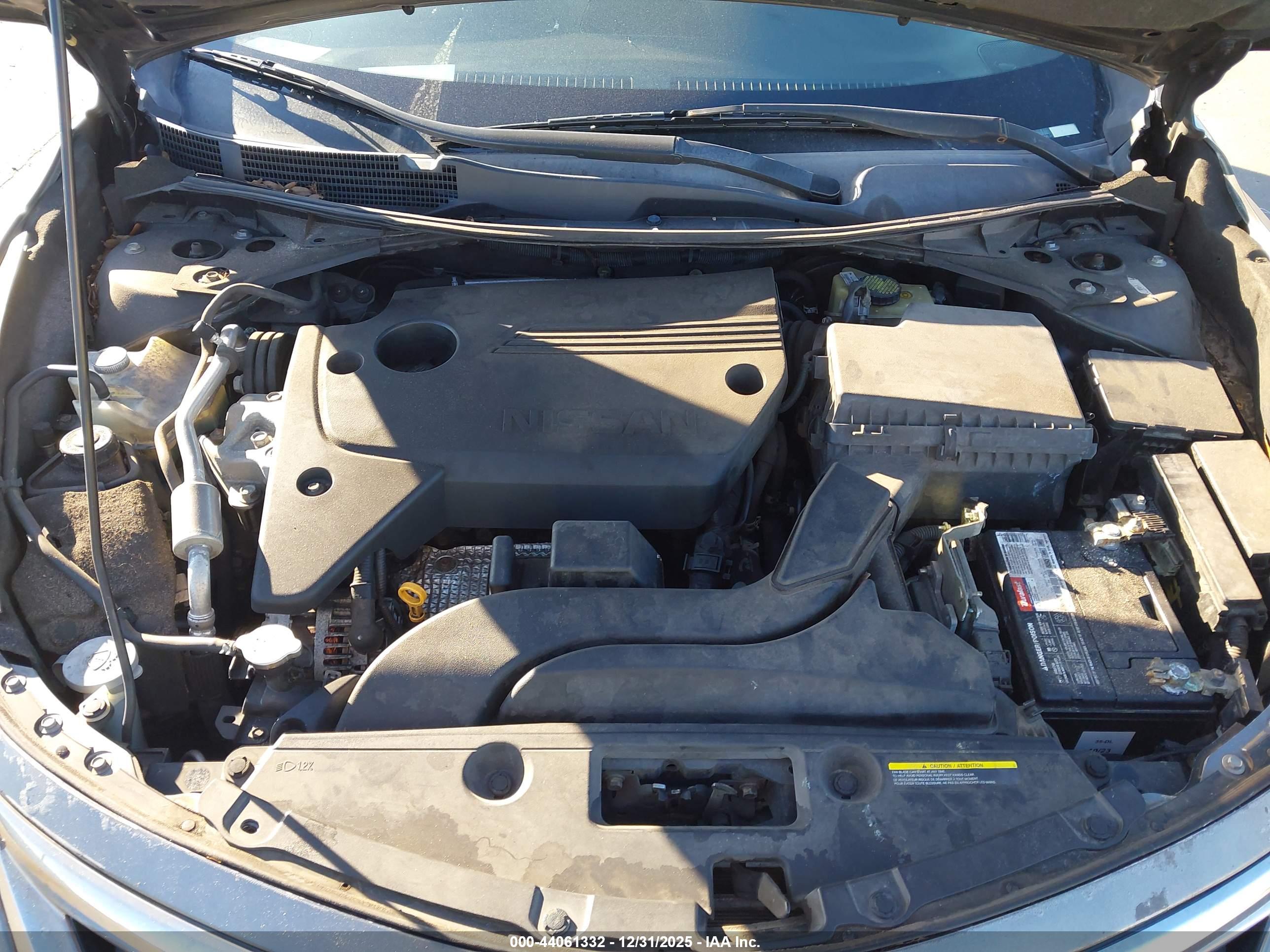 NISSAN ALTIMA image 10