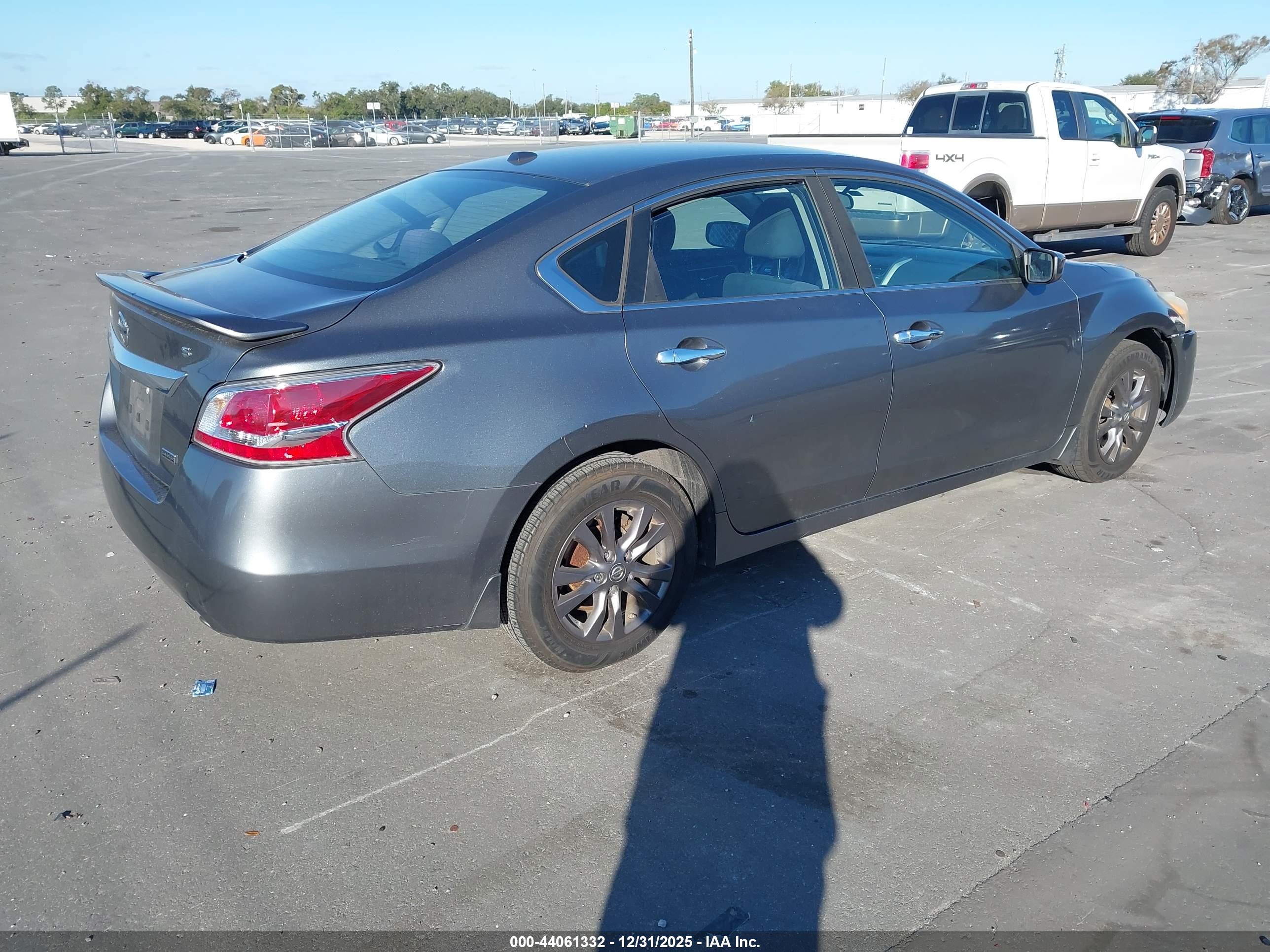 NISSAN ALTIMA image 4