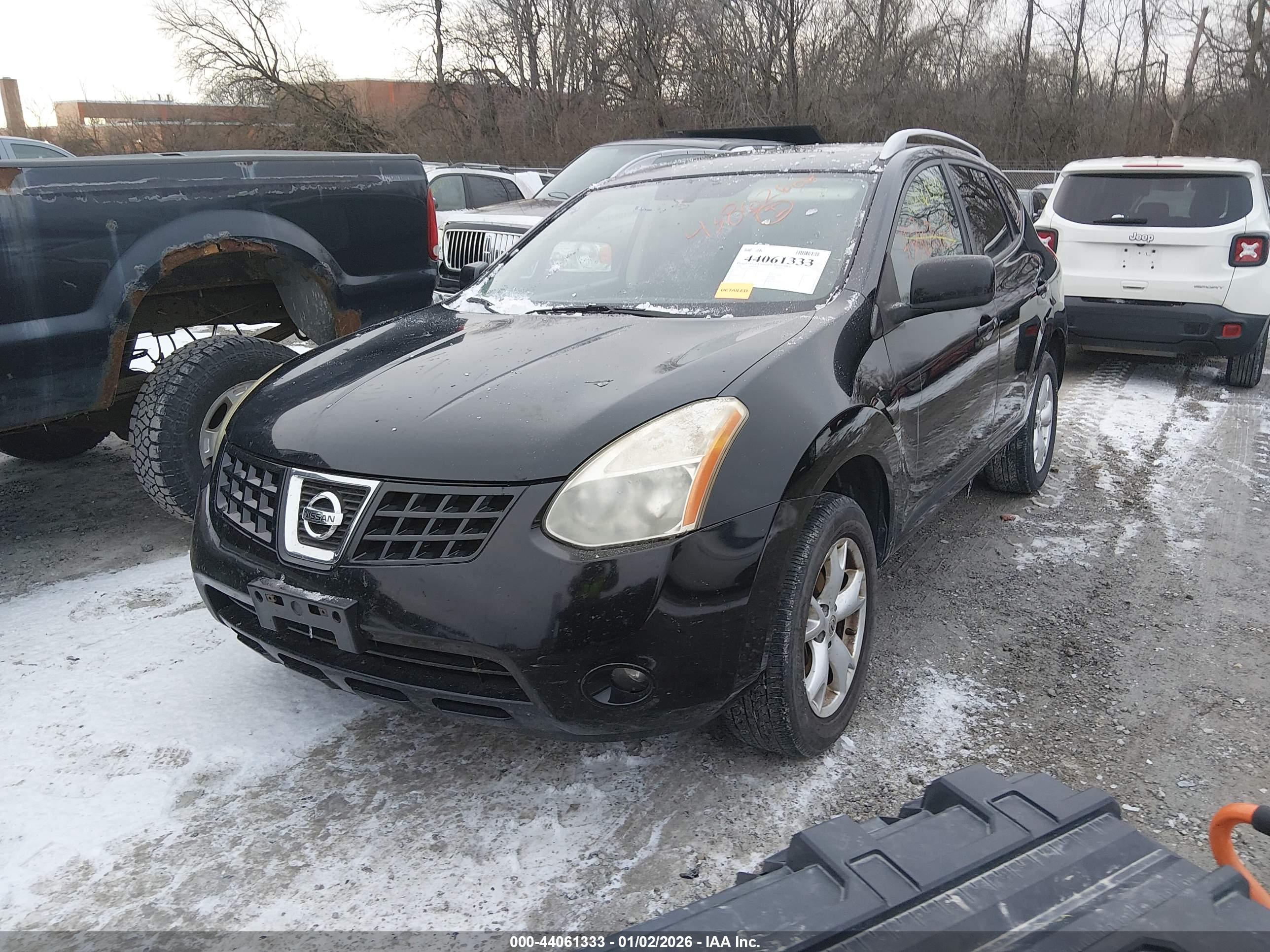 NISSAN ROGUE image 2