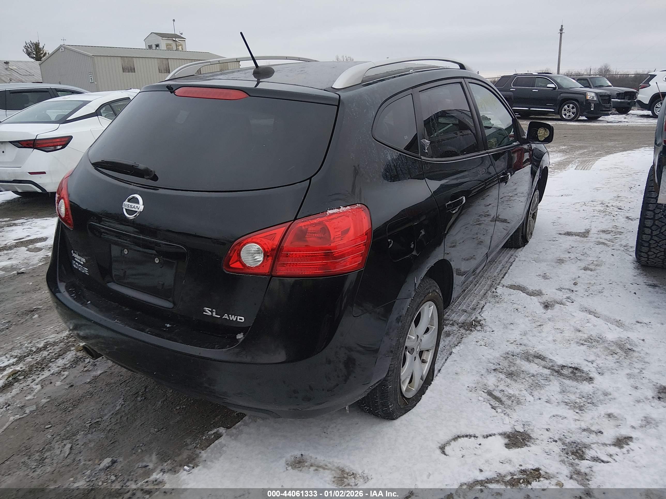 NISSAN ROGUE image 4