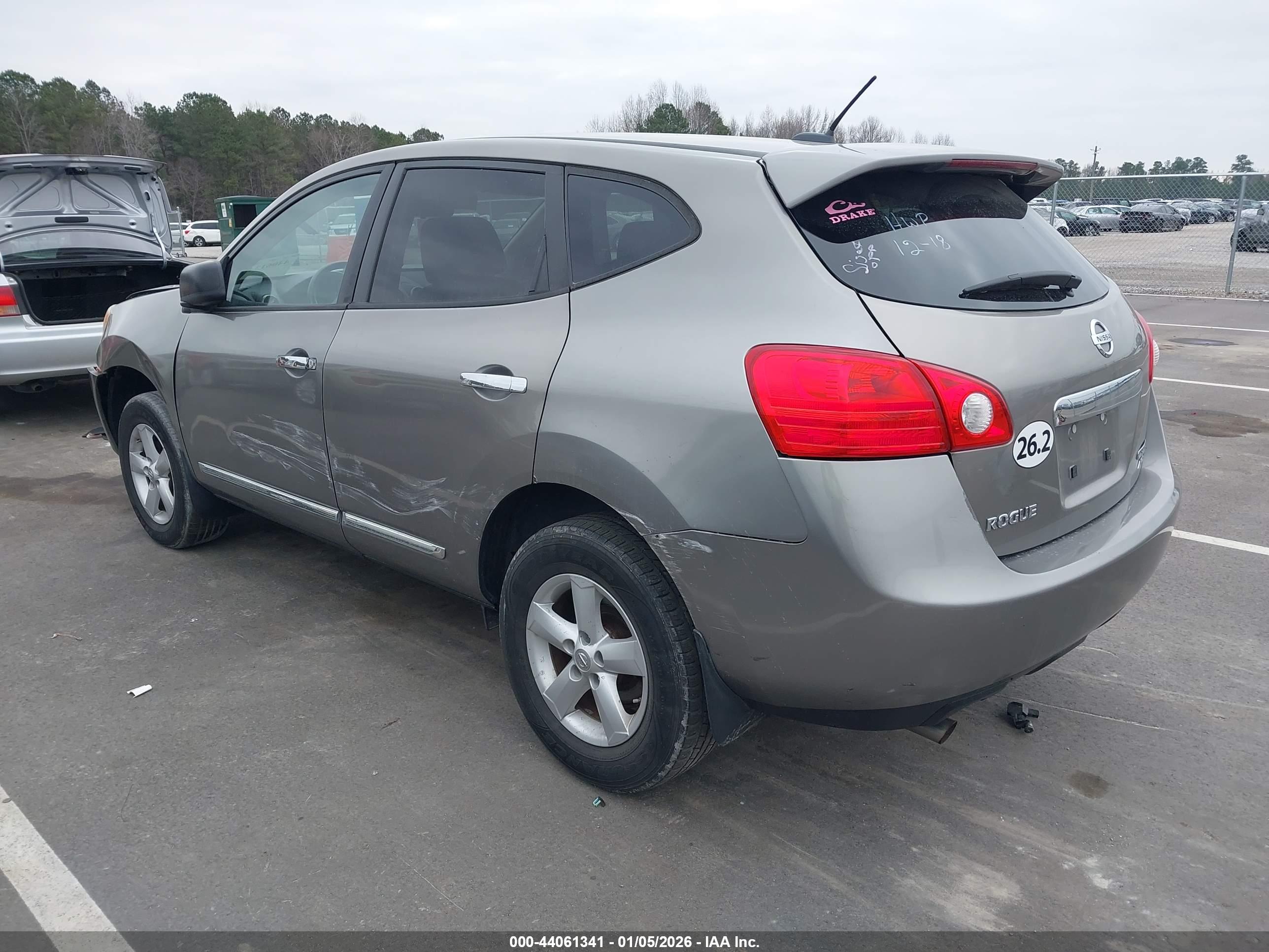 NISSAN ROGUE image 3