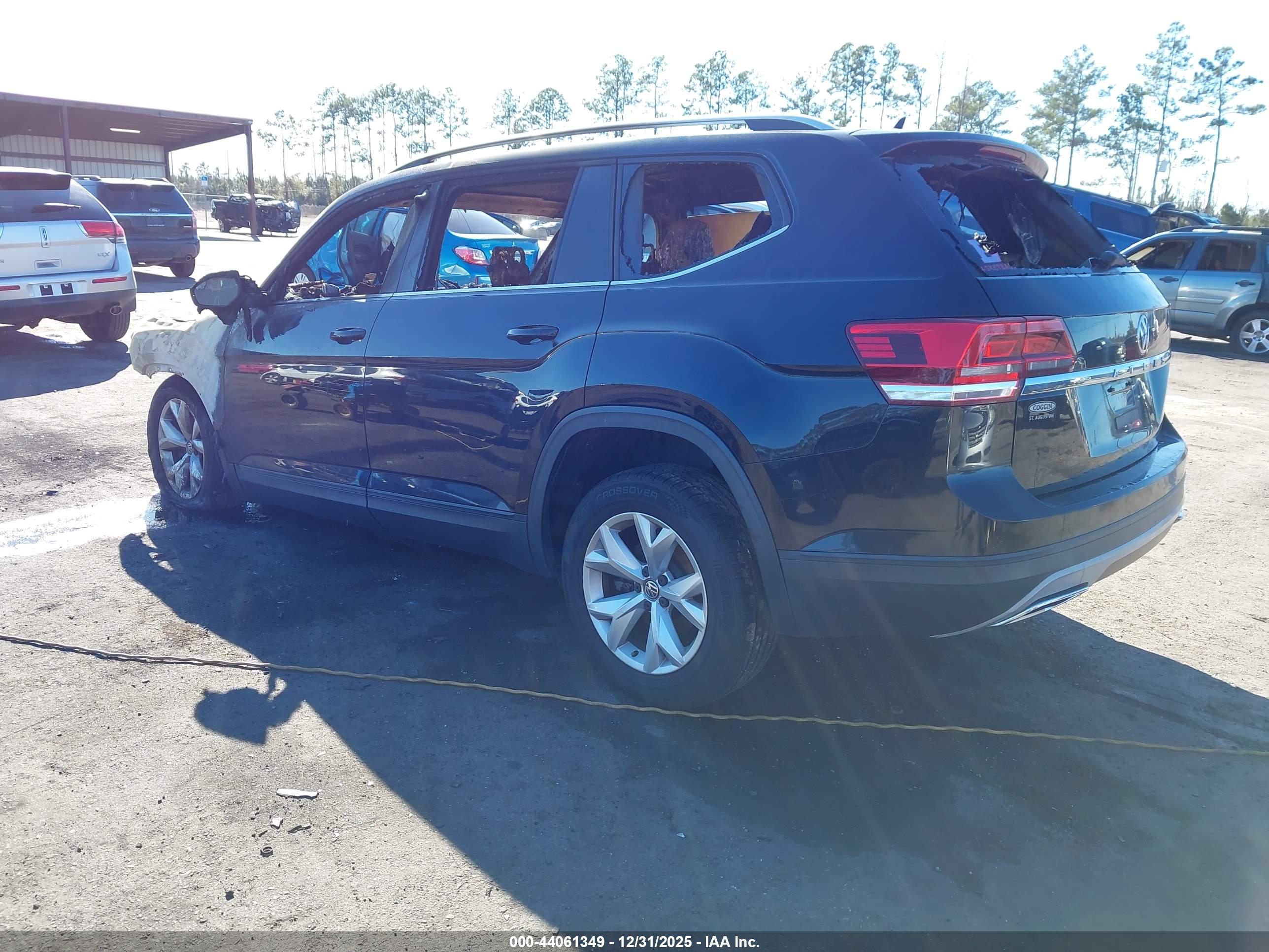 VOLKSWAGEN ATLAS image 3