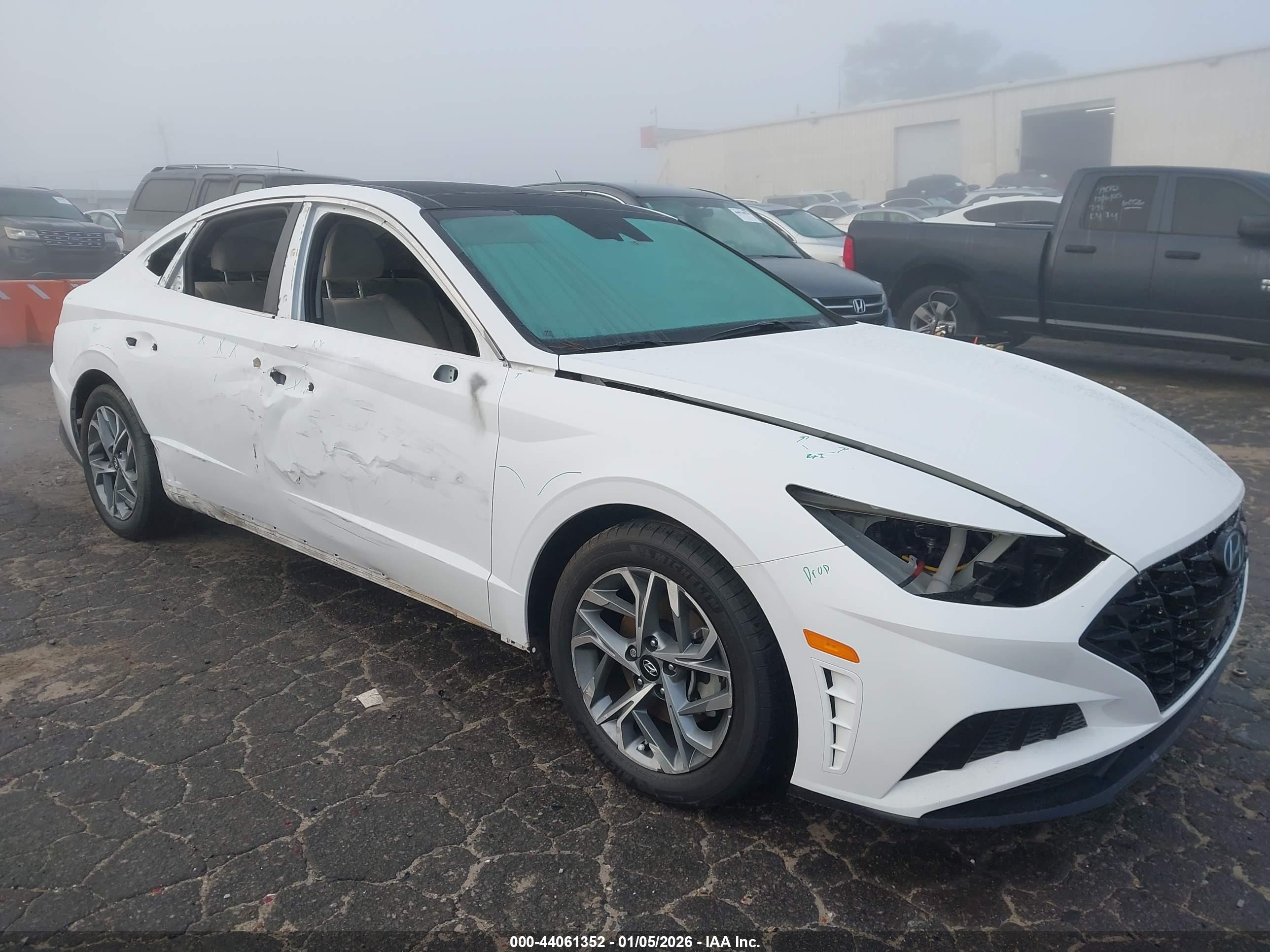 HYUNDAI SONATA image 6