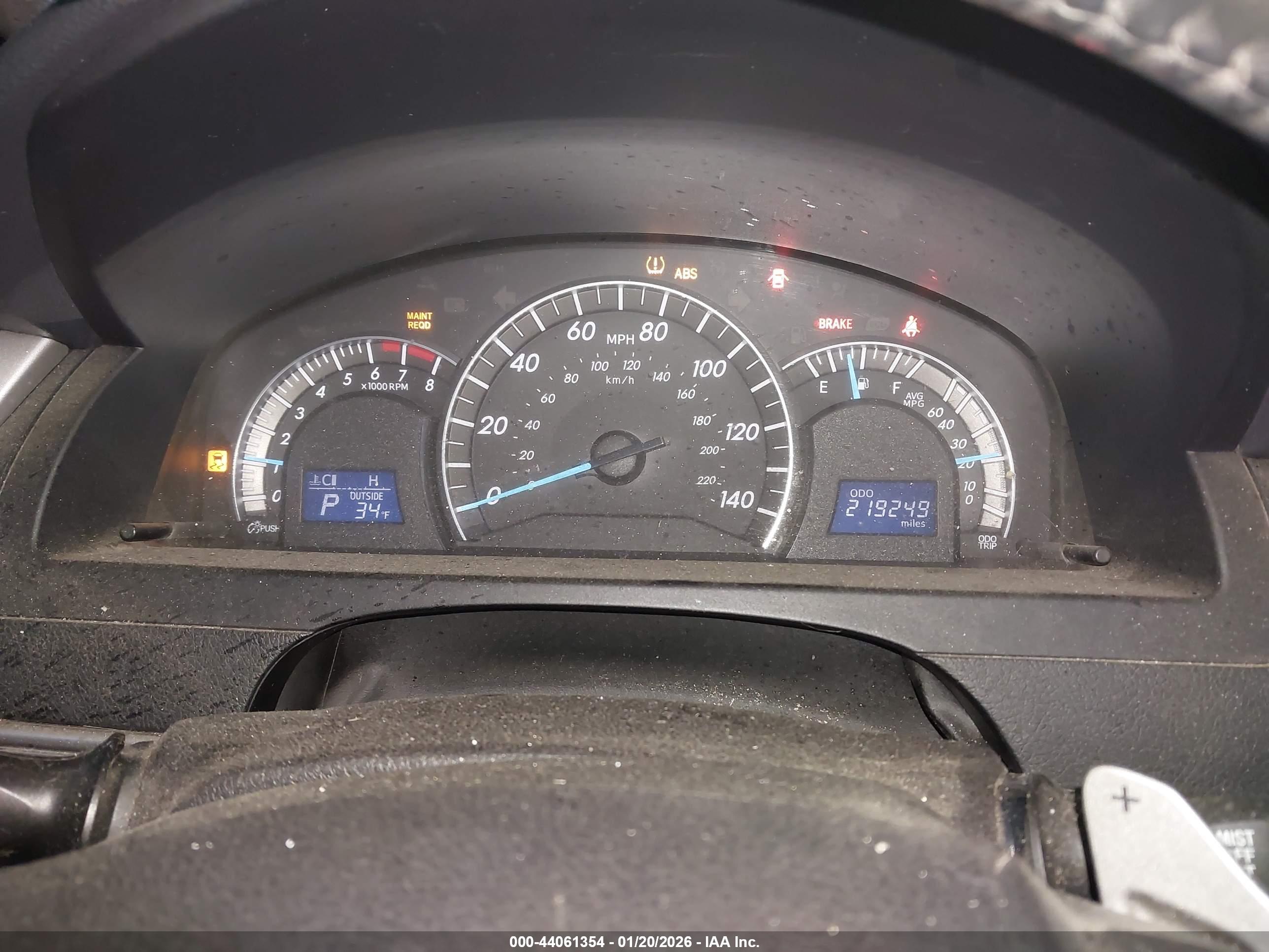 TOYOTA CAMRY image 7