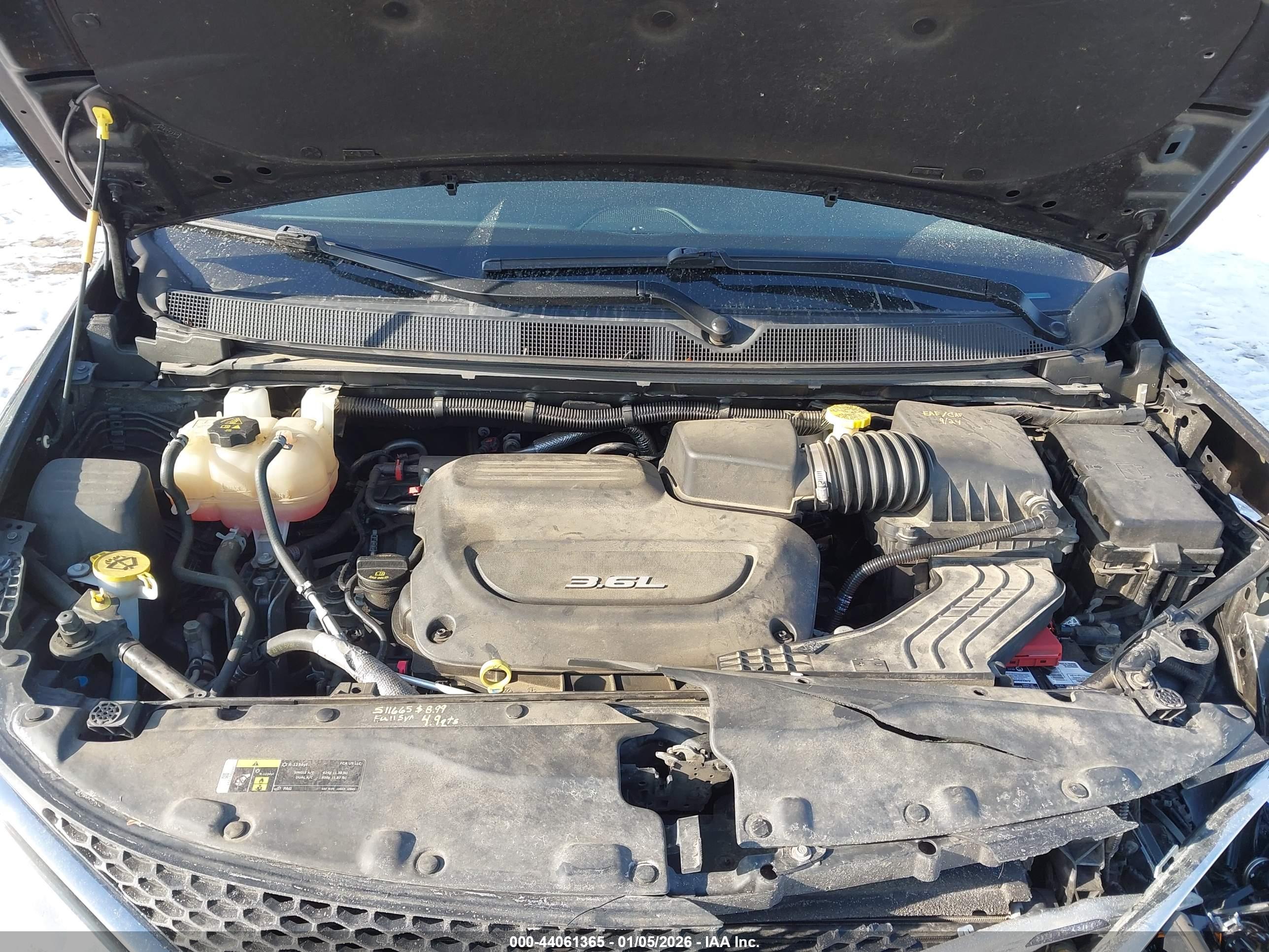 CHRYSLER PACIFICA image 10