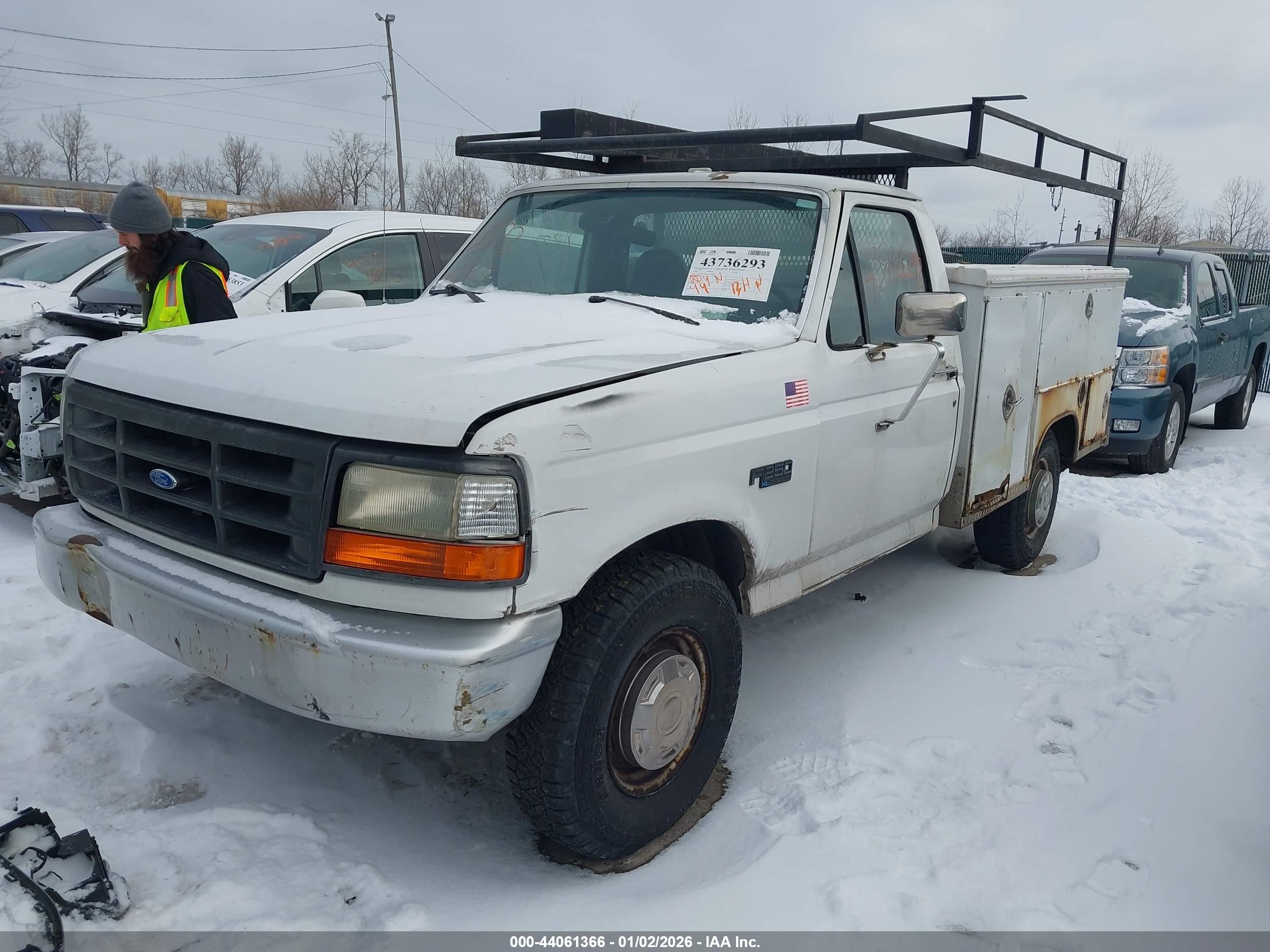 FORD F250 image 2