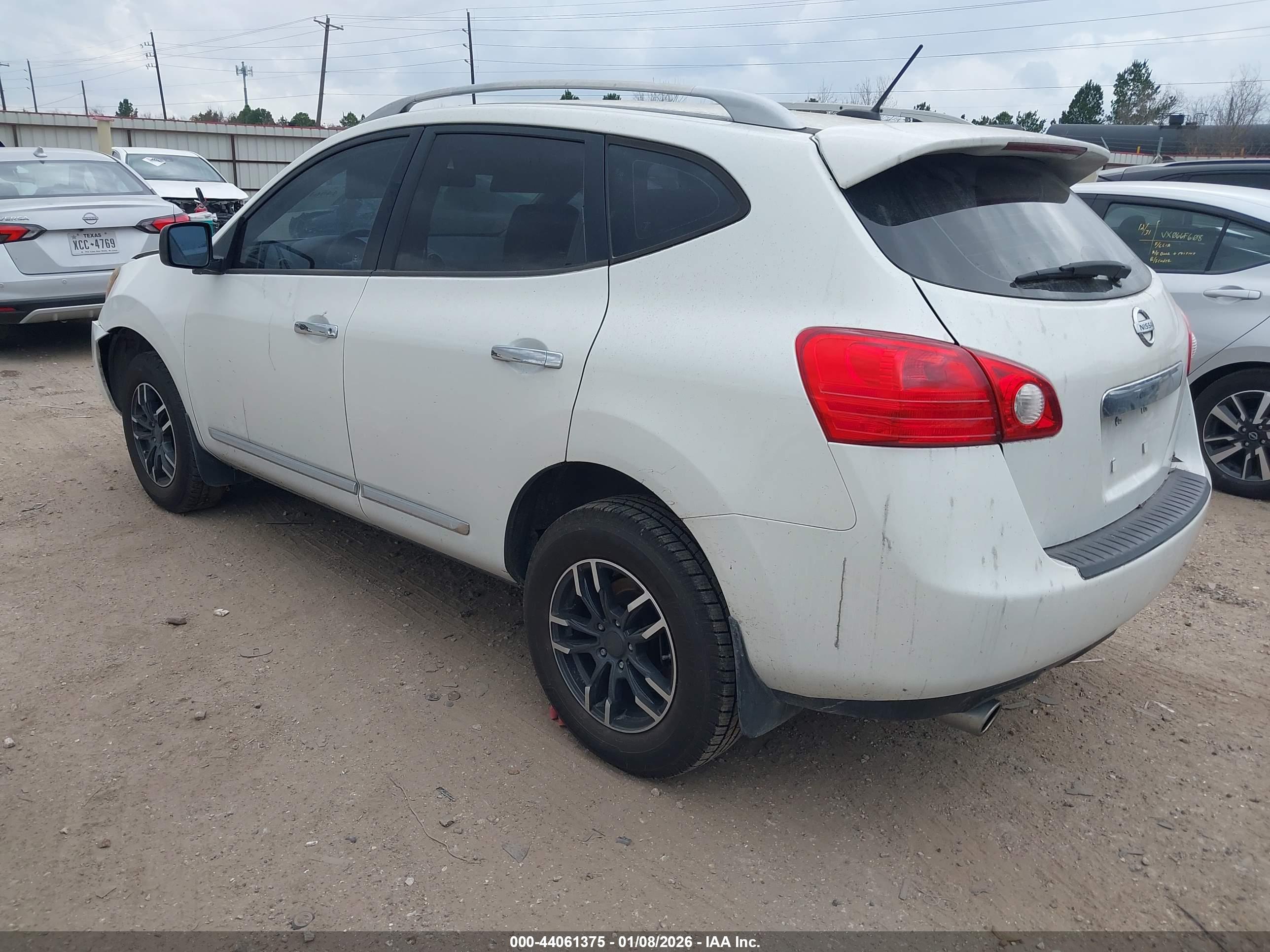 NISSAN ROGUE image 3