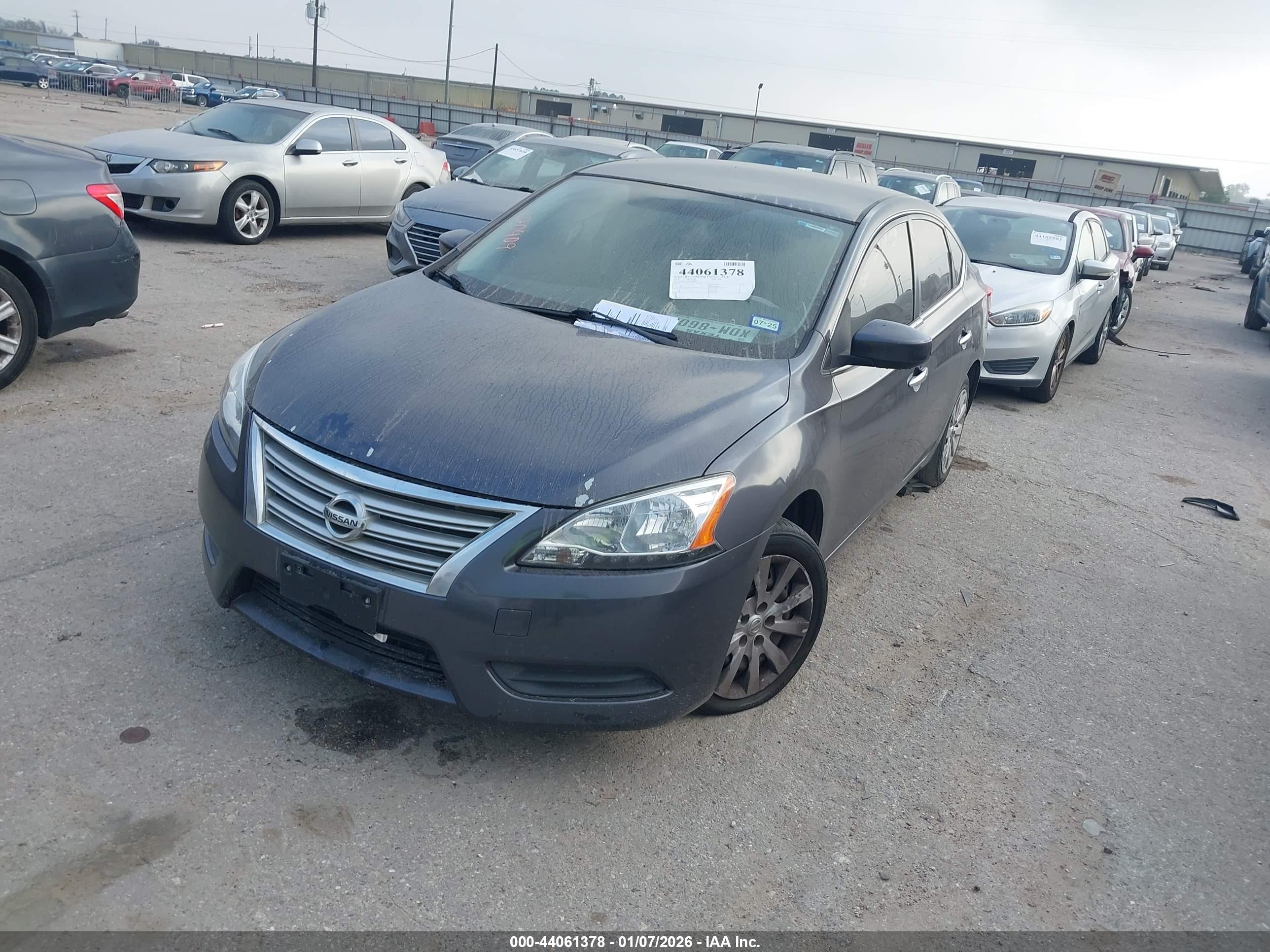 NISSAN SENTRA image 2